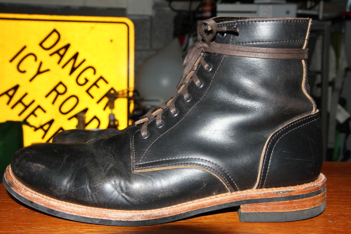 Photo by foot.siebitch on November 6, 2022 of the Oak Street Bootmakers Trench Boot in Horween Black Chromexcel.