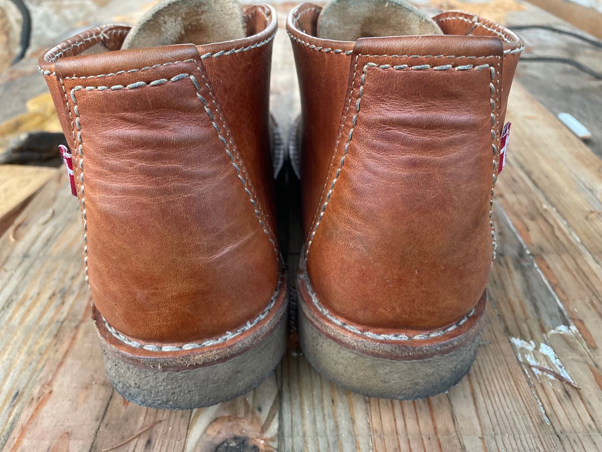 Photo by tpm636 on December 6, 2023 of the Duckfeet Sjaelland in Terracare Brown.