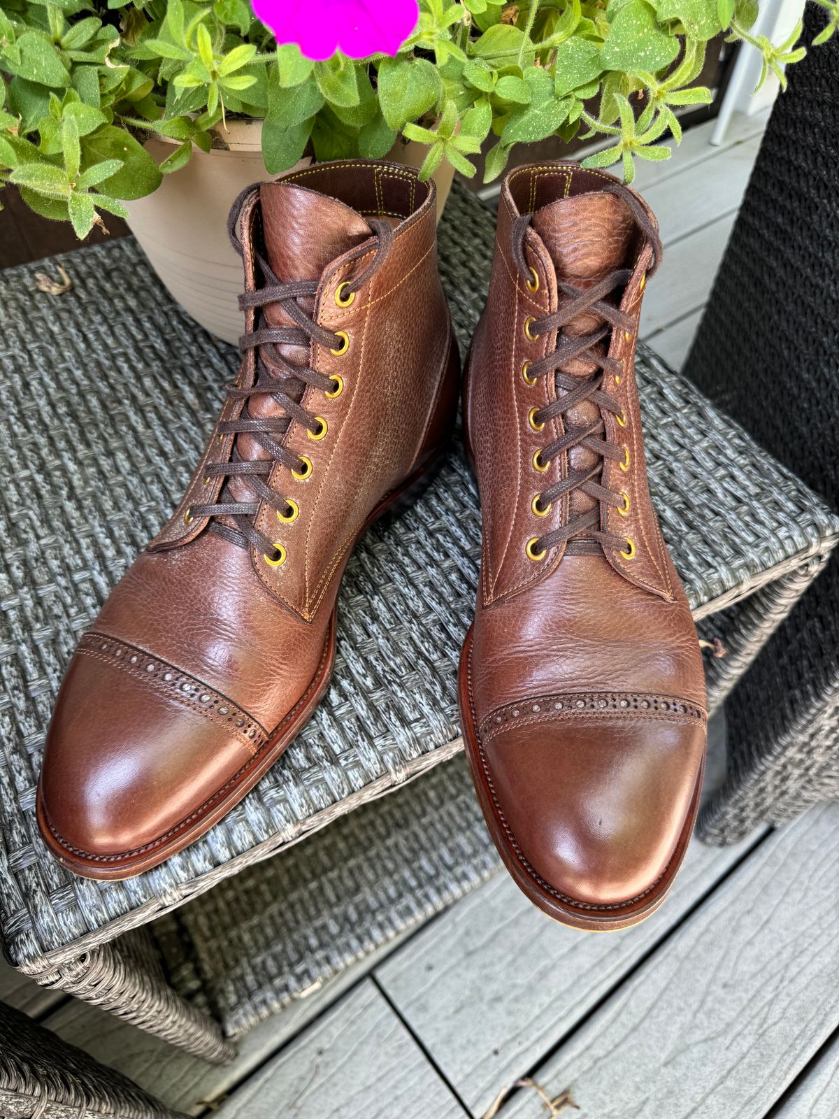 Photo by catchyname on June 26, 2024 of the Iron Boots Devil Dog in Coffee Brown Italy Waxed Bullhide.