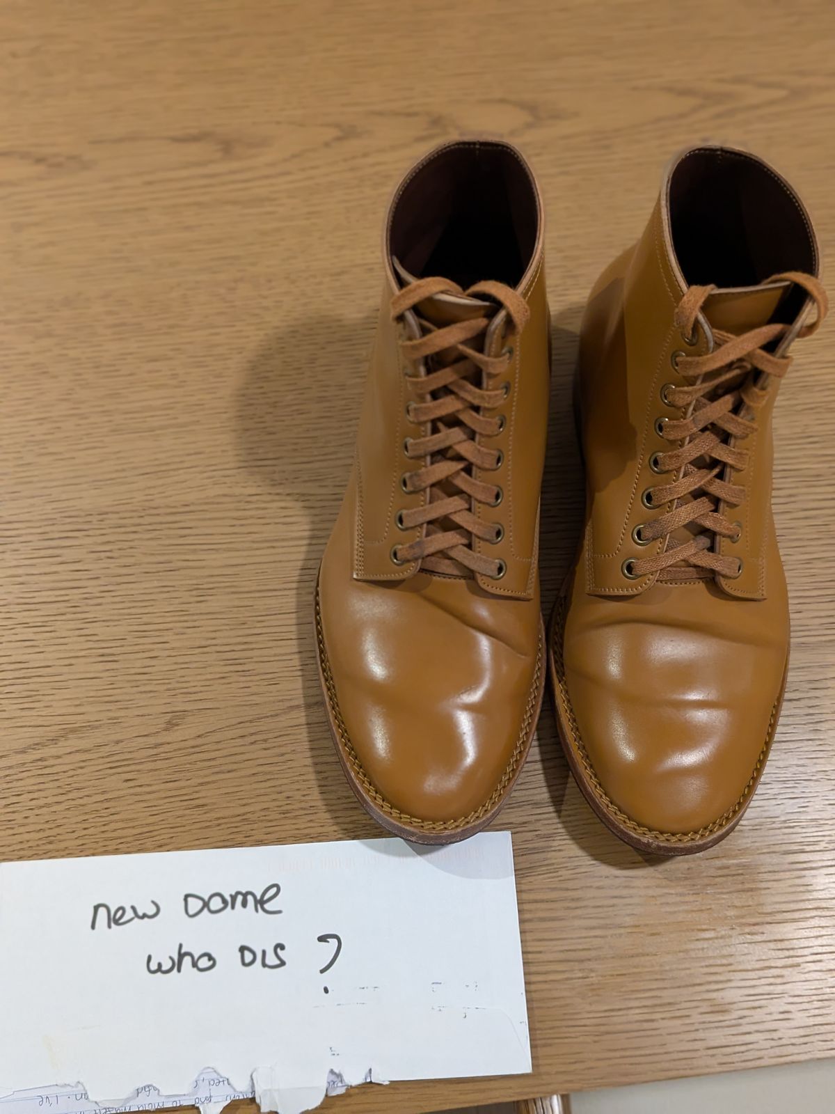 Photo by catchyname on October 2, 2025 of the Onderhoud LVL01 Derby Boot in Maryam Unglazed Shell natural.
