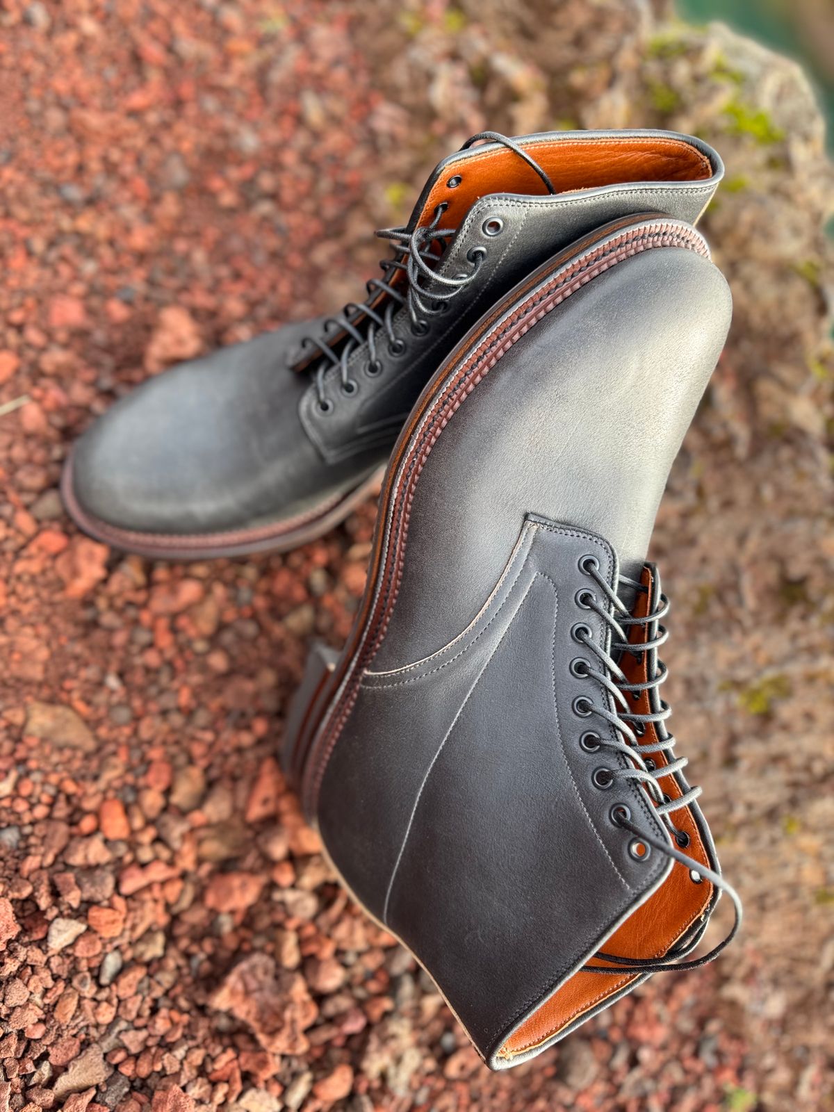 Photo by catchyname on September 29, 2024 of the Viberg Navvy Boot in Horween Black Washed Chromexcel & Washed Chromexcel.