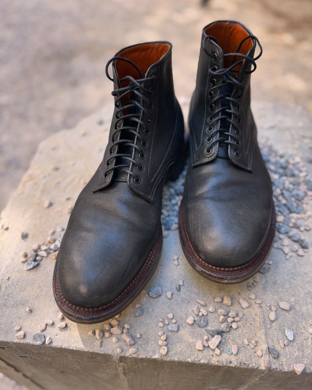 Photo by catchyname on October 11, 2024 of the Viberg Navvy Boot in Horween Black Washed Chromexcel & Washed Chromexcel.