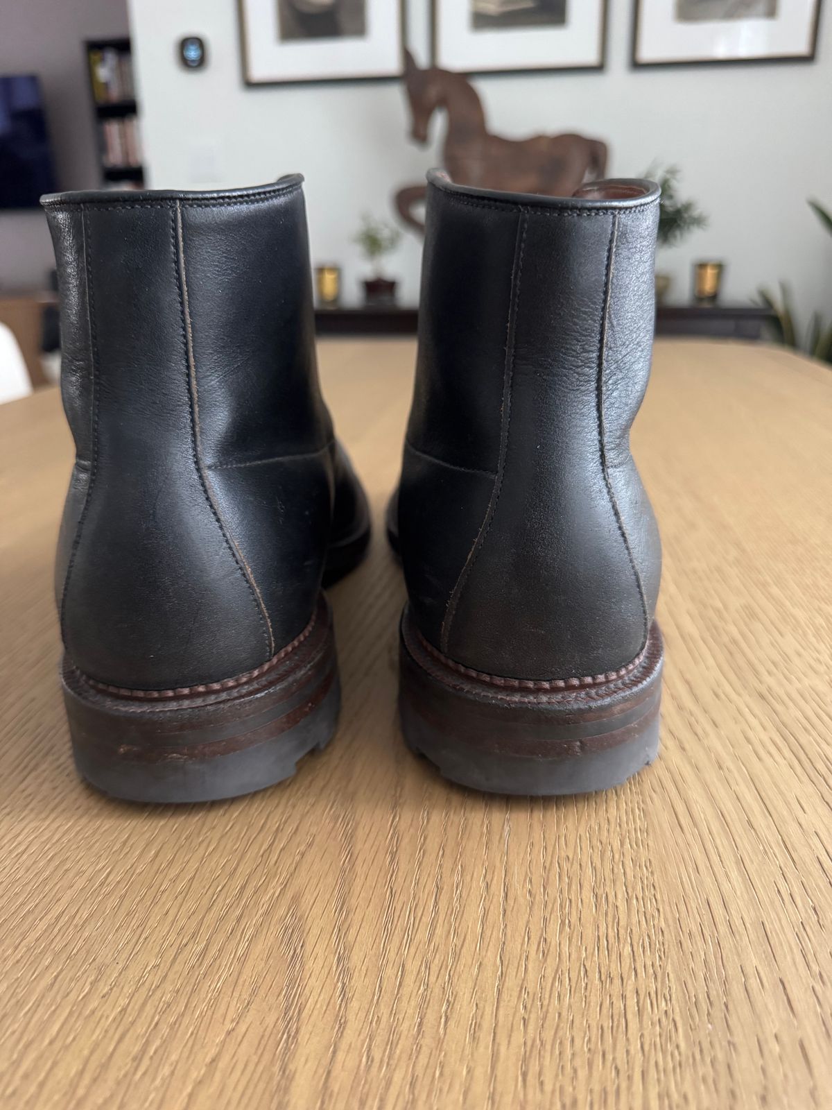 Photo by catchyname on December 5, 2024 of the Viberg Navvy Boot in Horween Black Washed Chromexcel & Washed Chromexcel.