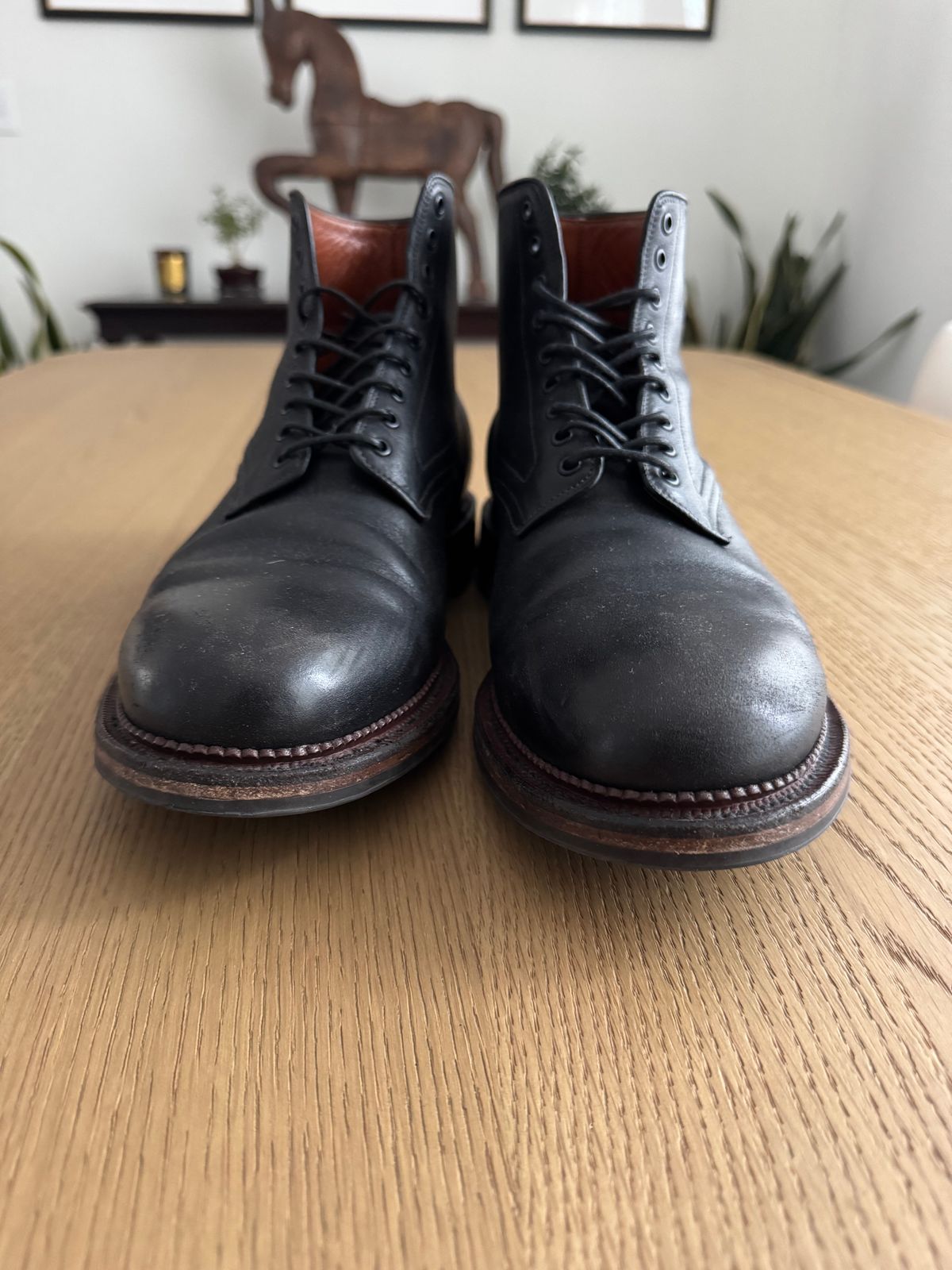 Photo by catchyname on December 5, 2024 of the Viberg Navvy Boot in Horween Black Washed Chromexcel & Washed Chromexcel.