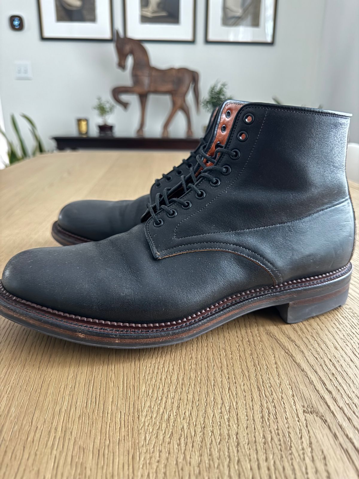 Photo by catchyname on December 5, 2024 of the Viberg Navvy Boot in Horween Black Washed Chromexcel & Washed Chromexcel.