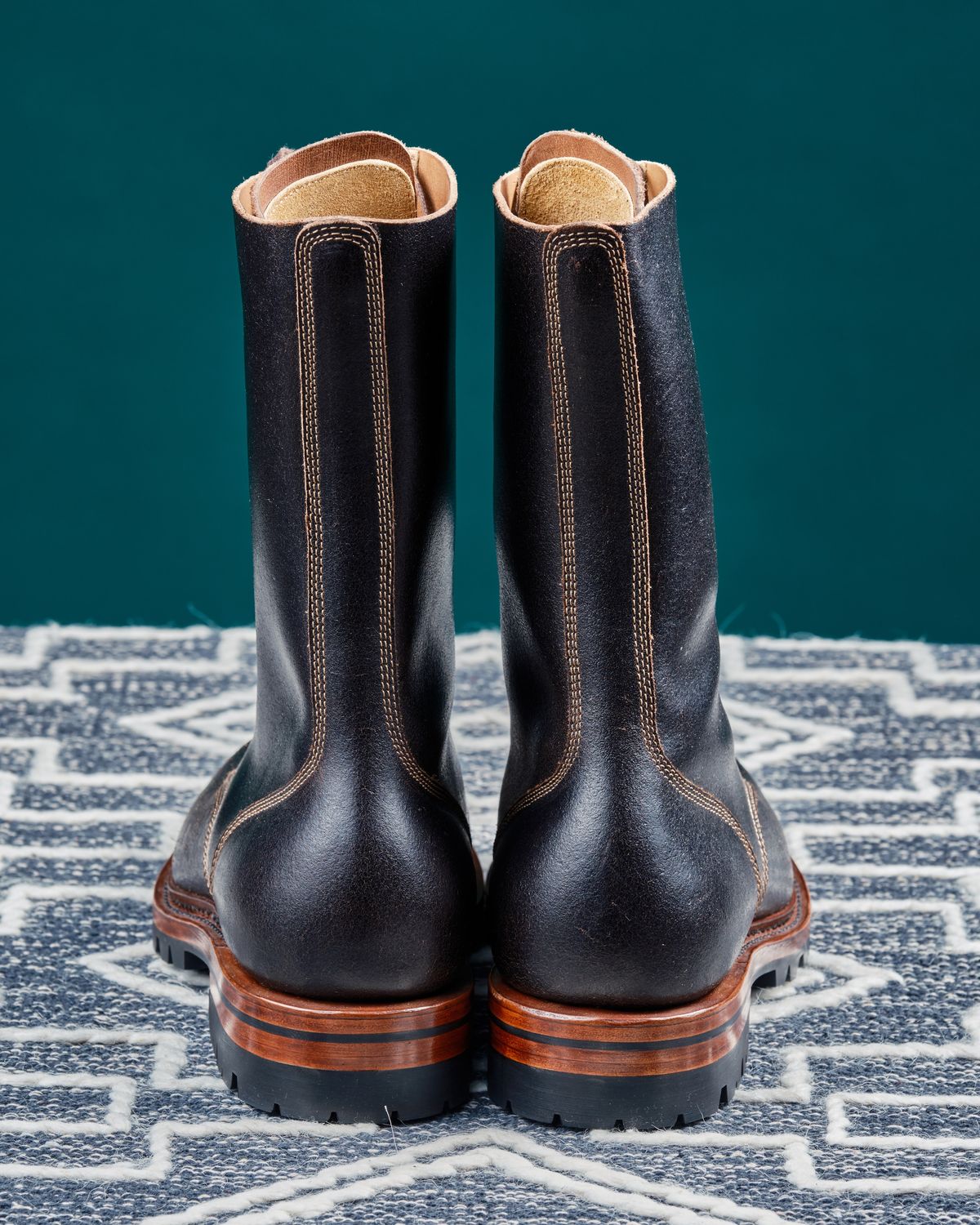 Photo by cliff.bar.nett on October 14, 2024 of the Sagara Boondocker in Horween Dark Brown Waxed Flesh.