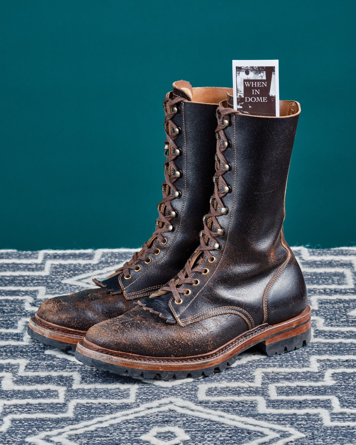 Photo by cliff.bar.nett on November 3, 2024 of the Sagara Boondocker in Horween Dark Brown Waxed Flesh.