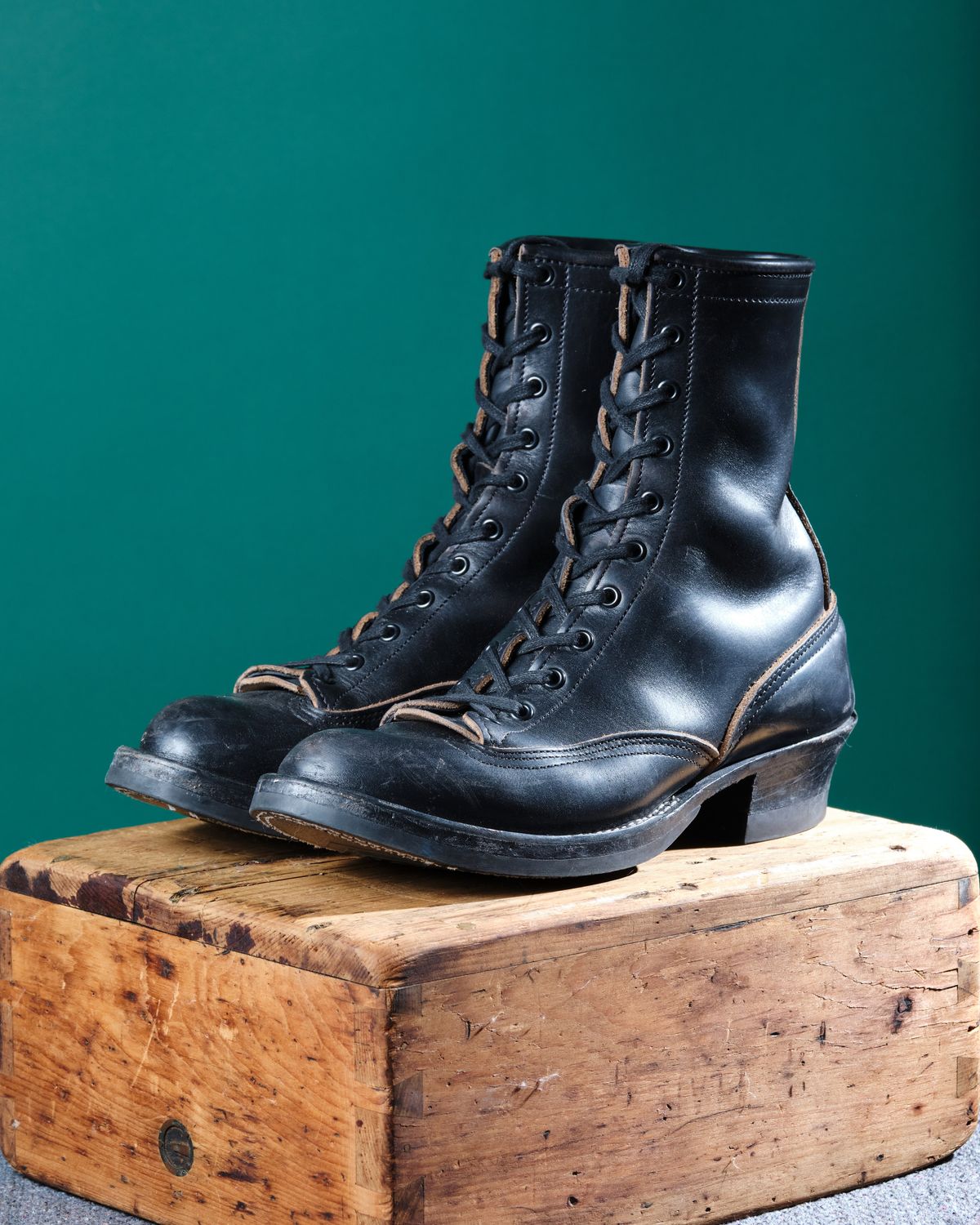 Photo by cliff.bar.nett on December 3, 2025 of the Nicks Lace to Toe Heritage in Horween Black Chromexcel.