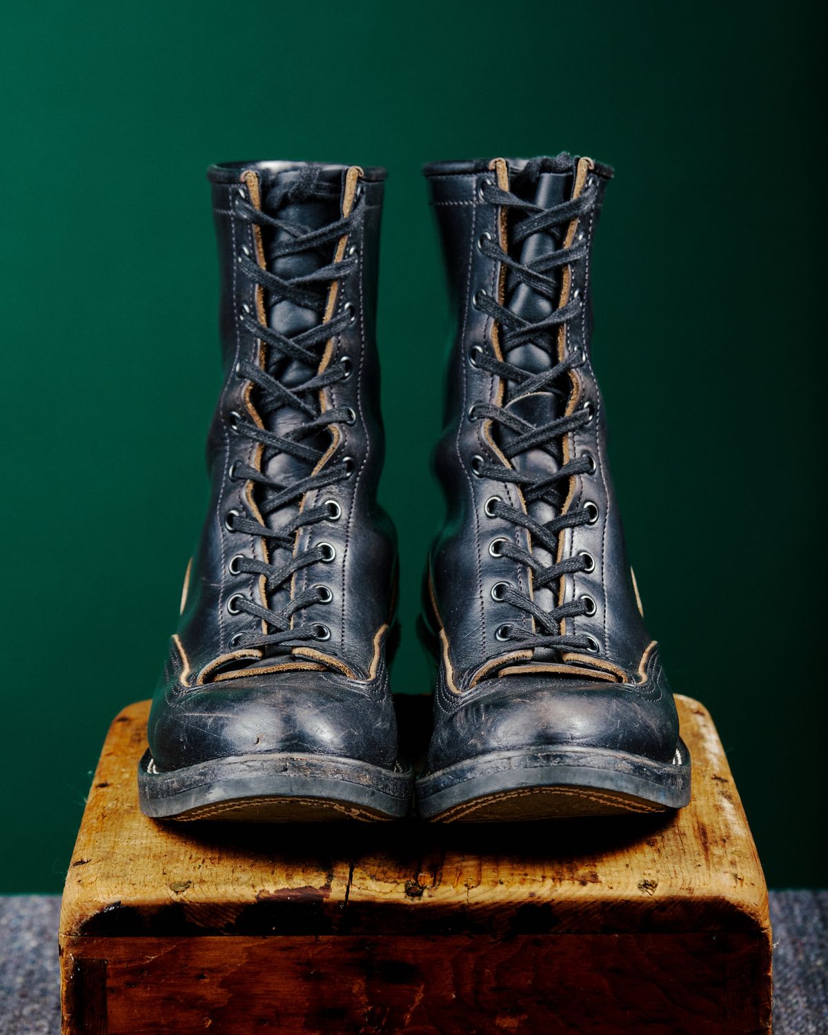 Photo by cliff.bar.nett on January 4, 2026 of the Nicks Lace to Toe Heritage in Horween Black Chromexcel.