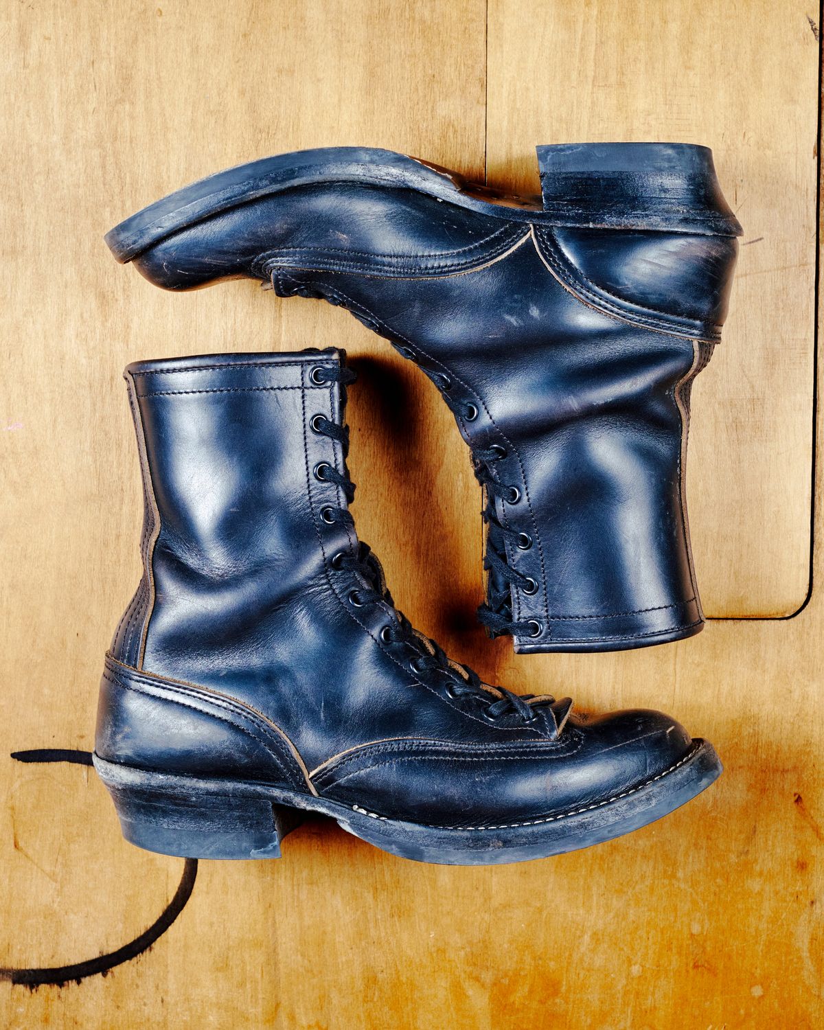 Photo by cliff.bar.nett on February 4, 2026 of the Nicks Lace to Toe Heritage in Horween Black Chromexcel.