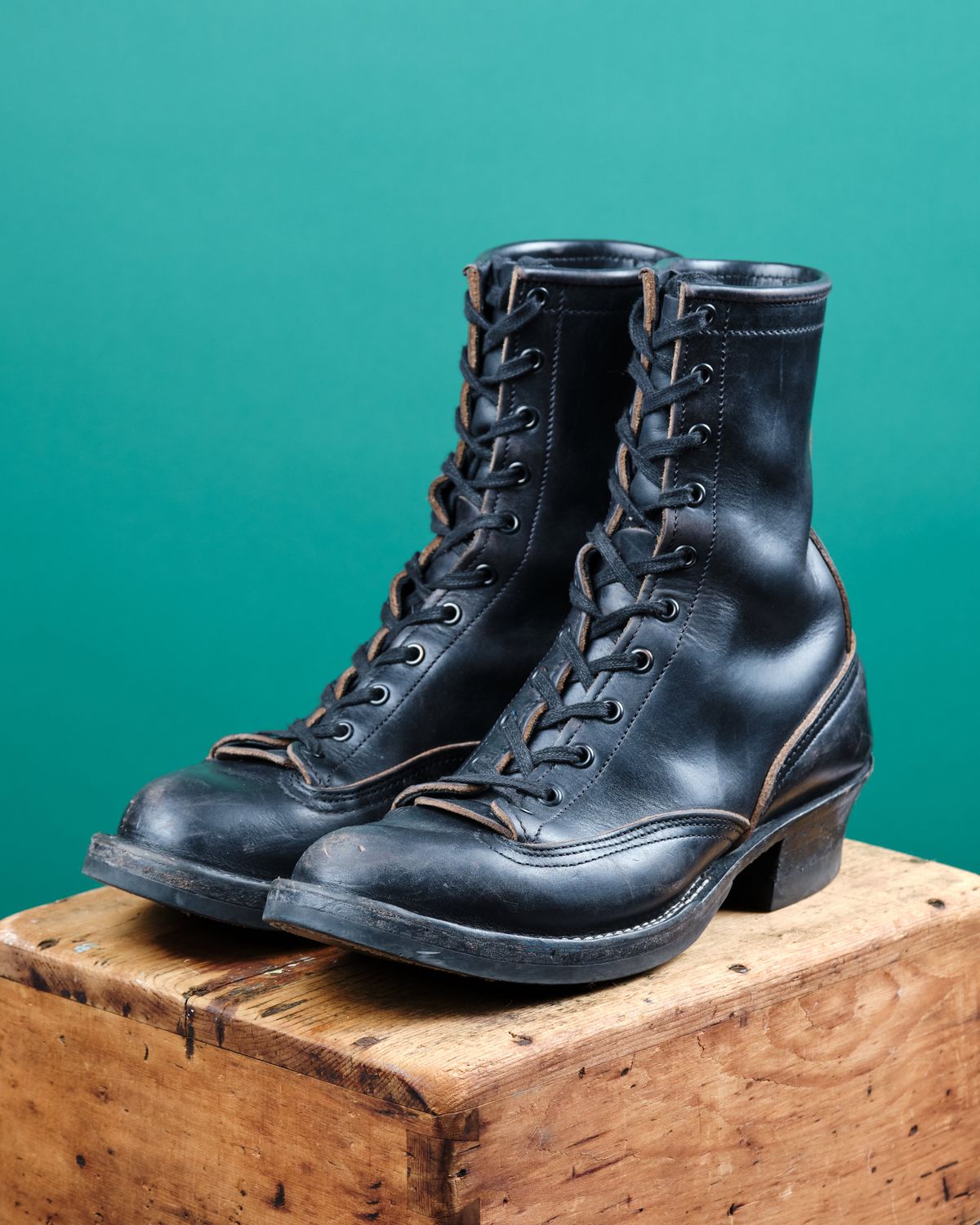 Photo by cliff.bar.nett on April 4, 2026 of the Nicks Lace to Toe Heritage in Horween Black Chromexcel.