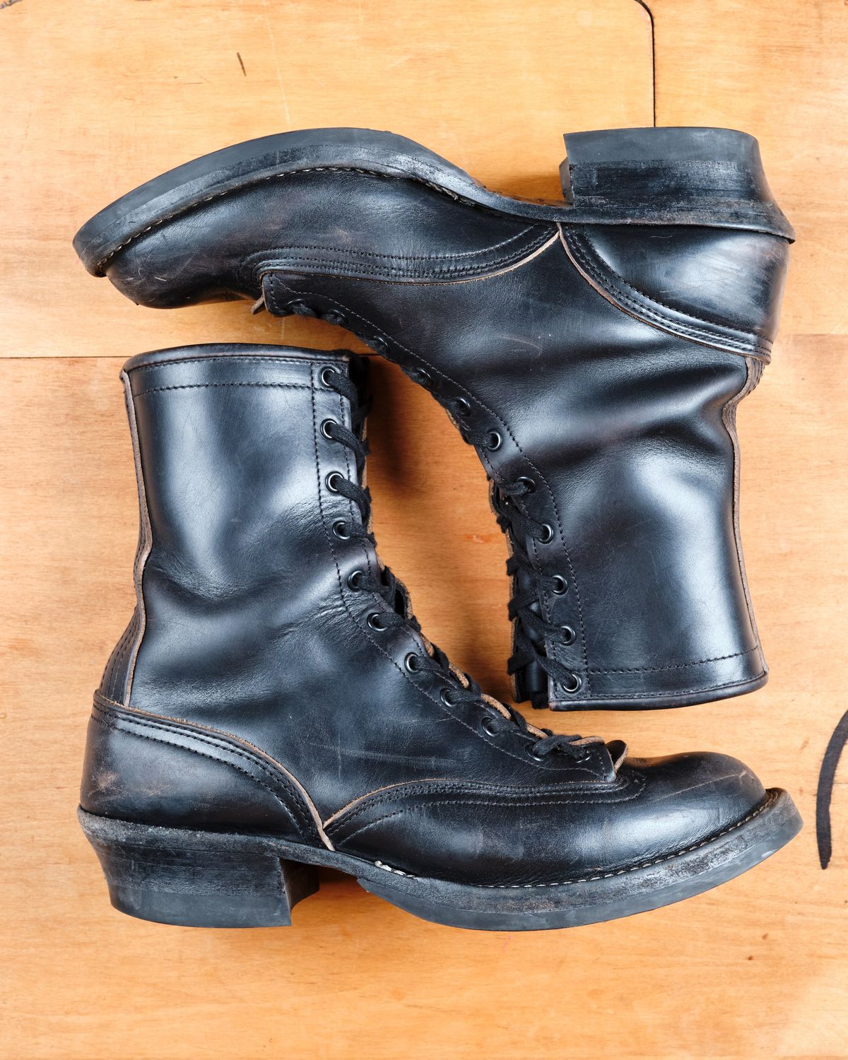 Photo by cliff.bar.nett on April 4, 2026 of the Nicks Lace to Toe Heritage in Horween Black Chromexcel.