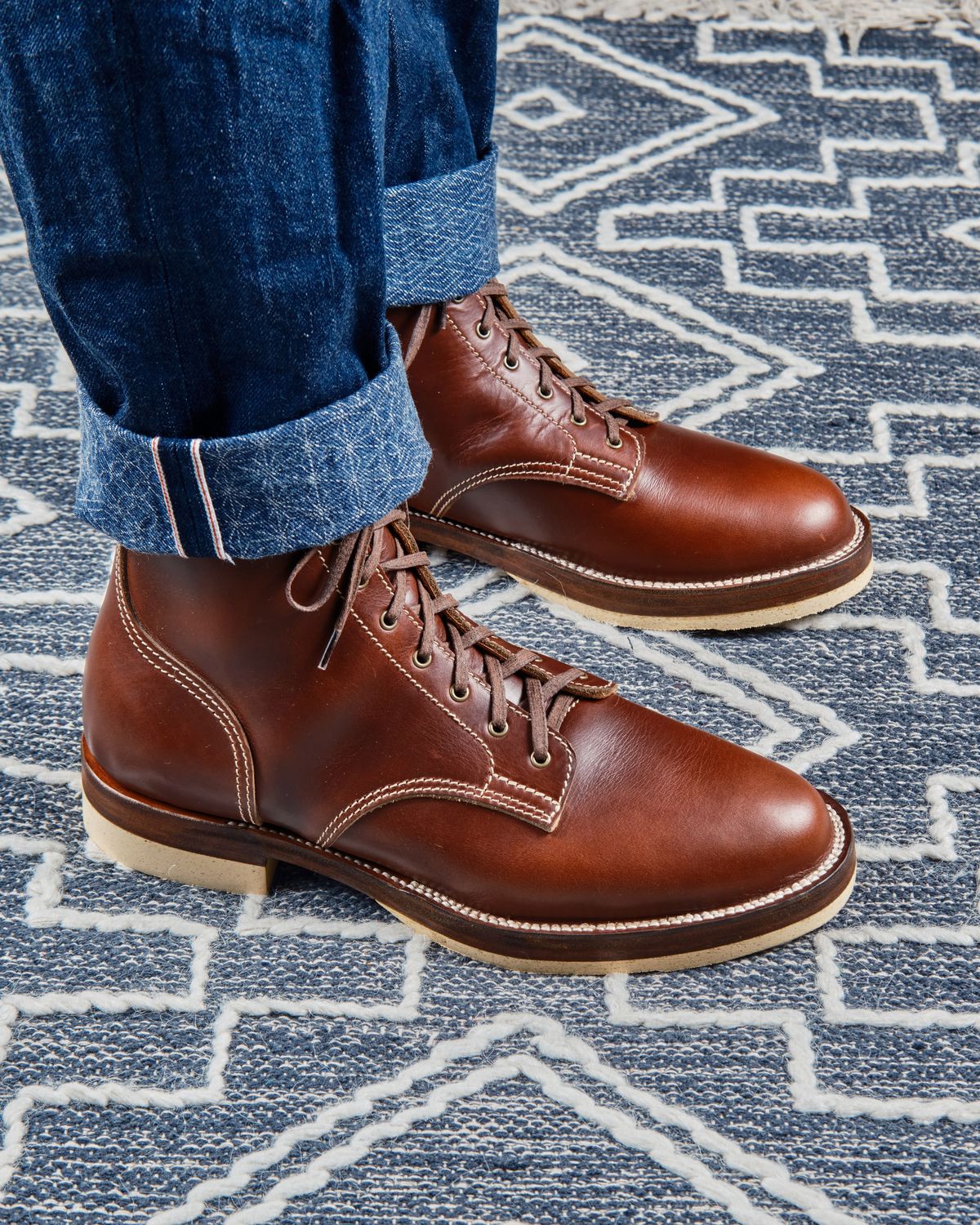 Photo by cliff.bar.nett on August 13, 2024 of the Oldspeed Service Boot 6” in Horween Timber Chromexcel.