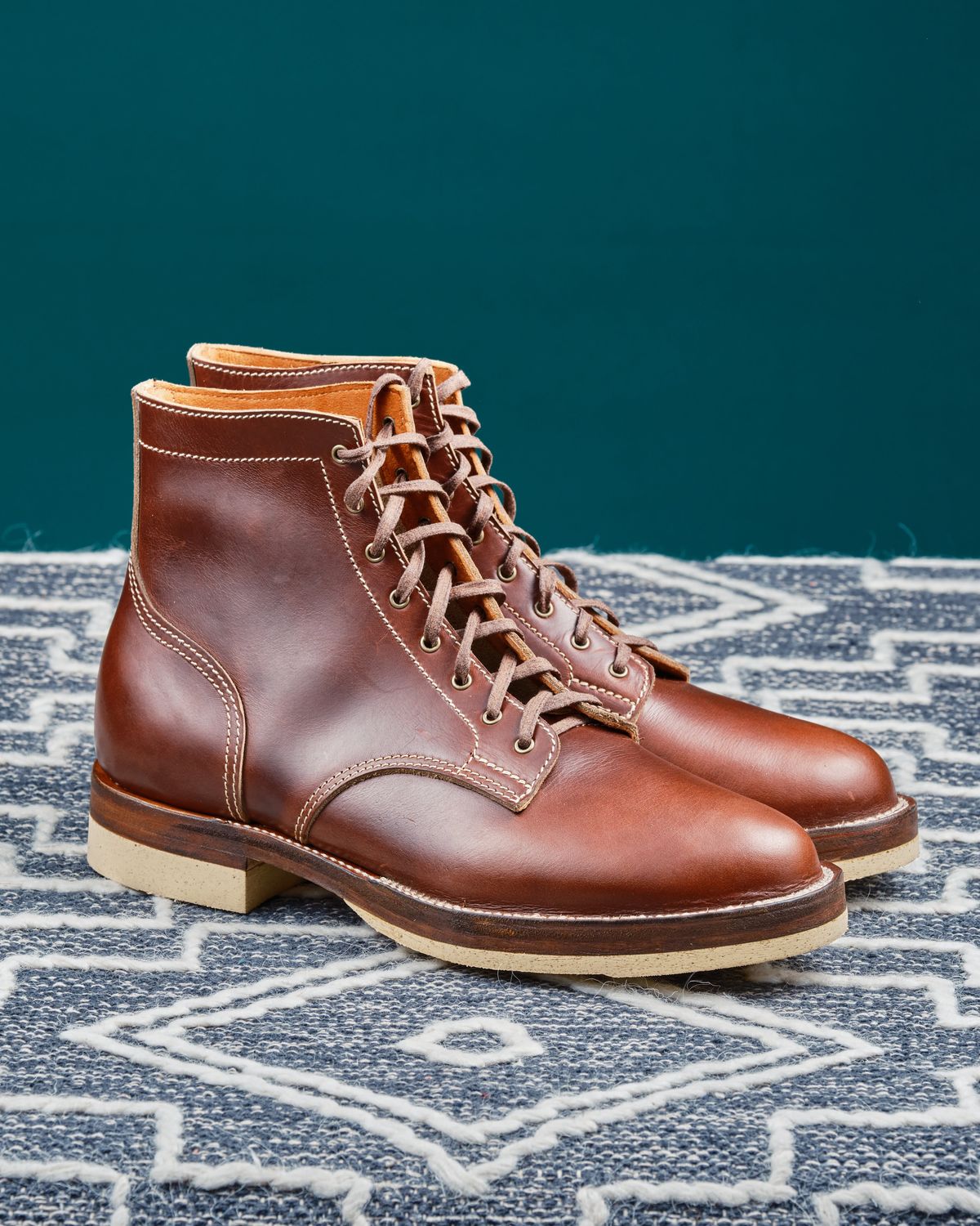 Photo by cliff.bar.nett on August 13, 2024 of the Oldspeed Service Boot 6” in Horween Timber Chromexcel.