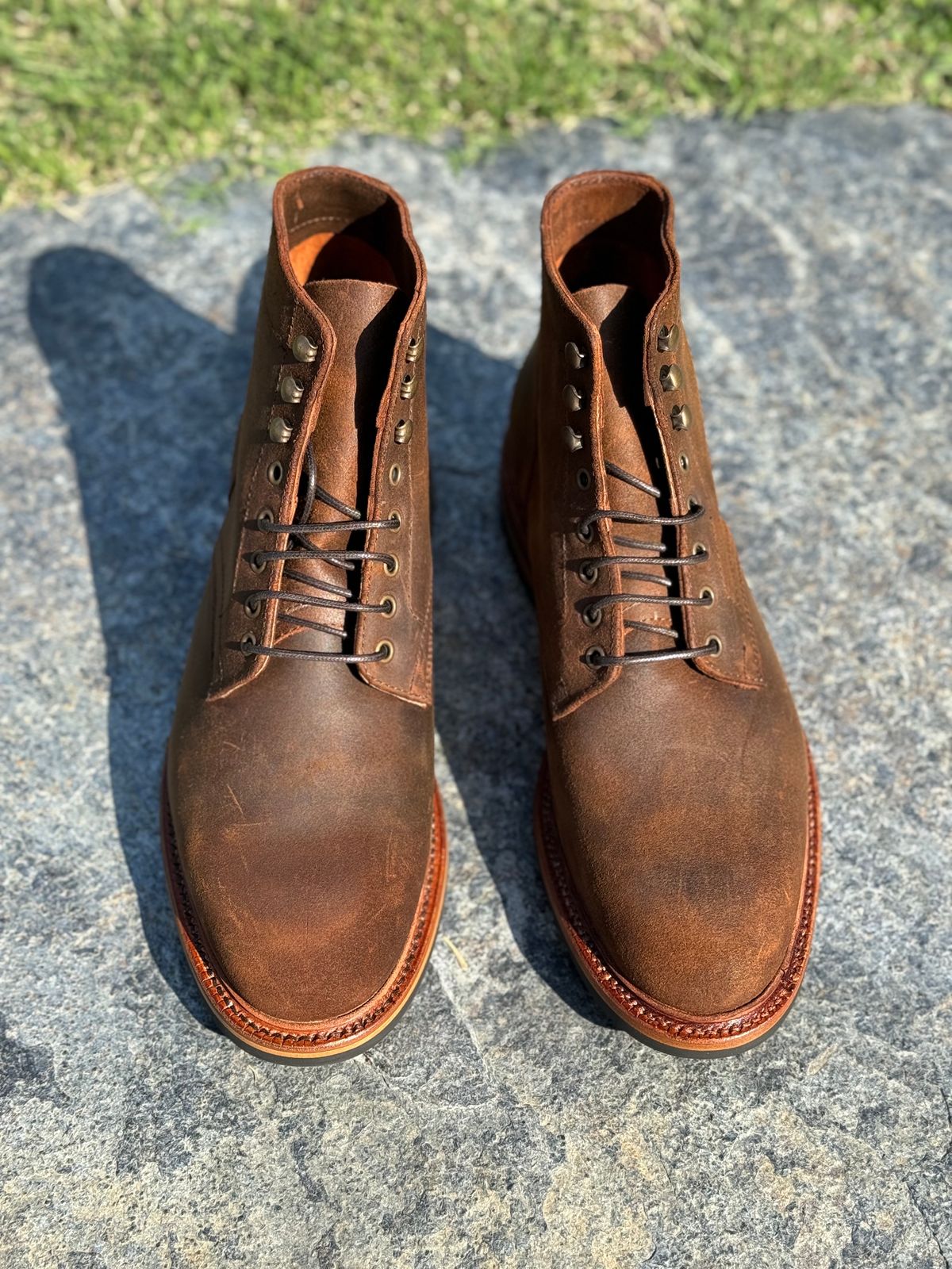 Photo by Armmmmm on October 3, 2023 of the Parkhurst The Allen in Rust Waxy.