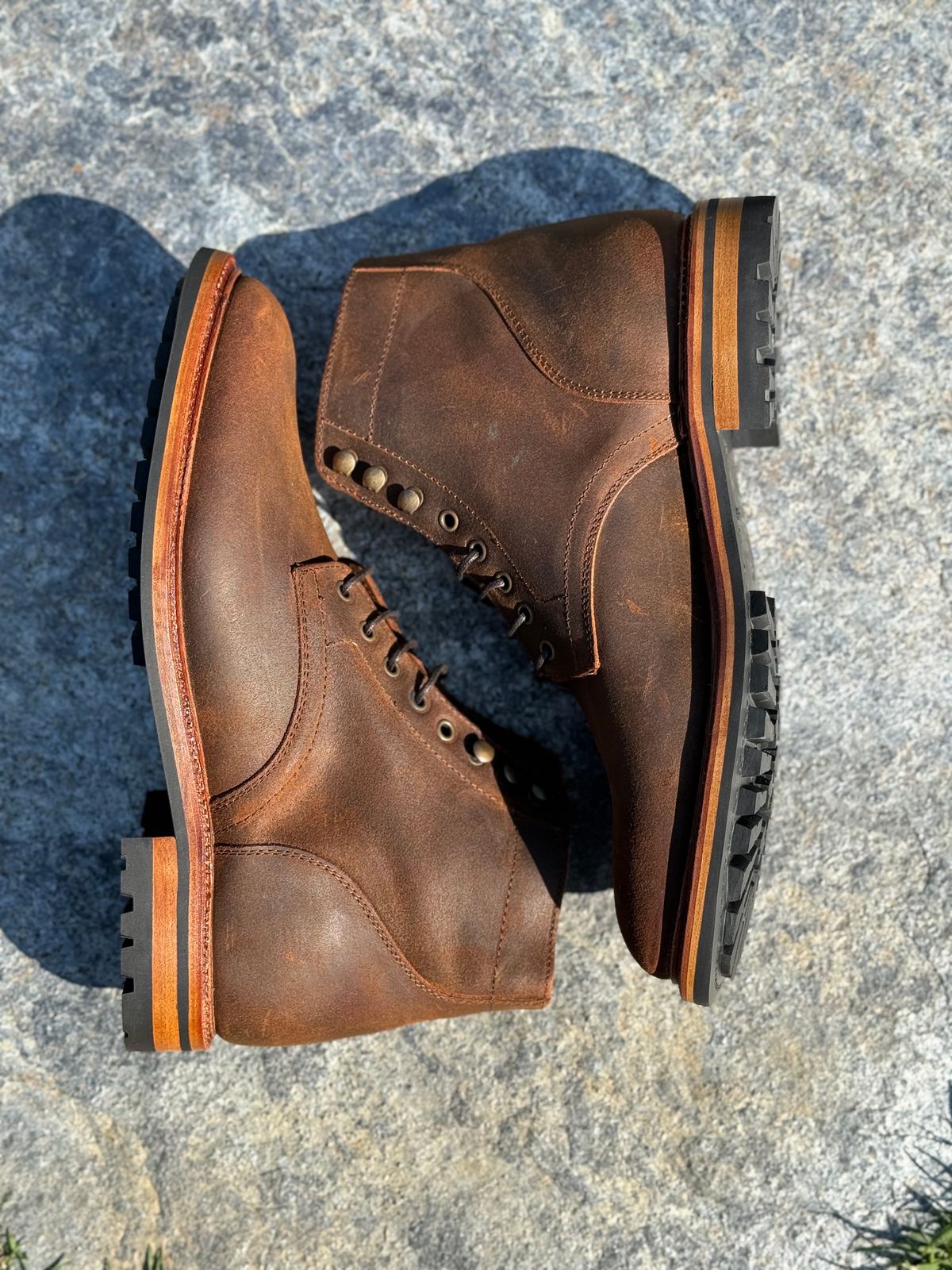 Photo by Armmmmm on October 3, 2023 of the Parkhurst The Allen in Rust Waxy.