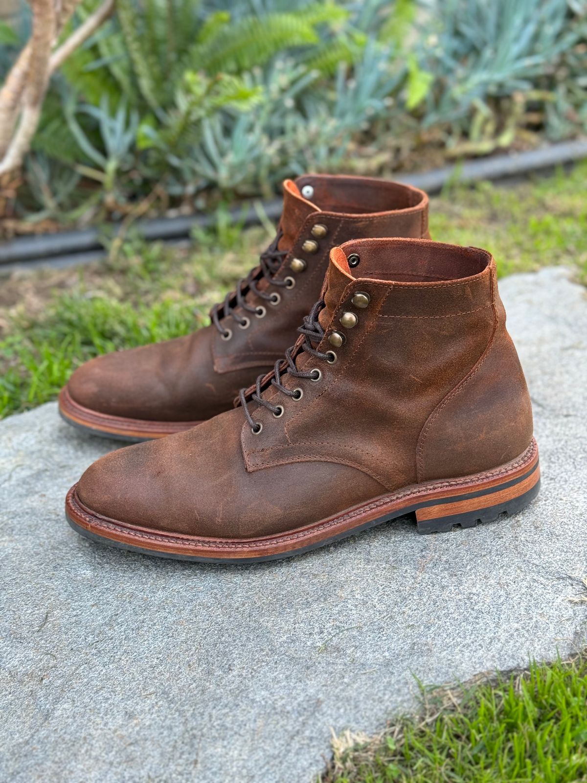 Photo by Armmmmm on November 9, 2023 of the Parkhurst The Allen in Rust Waxy.