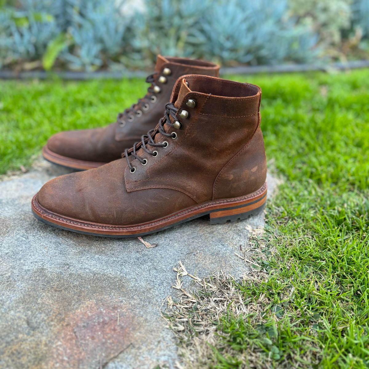 Photo by Armmmmm on December 6, 2023 of the Parkhurst The Allen in Rust Waxy.