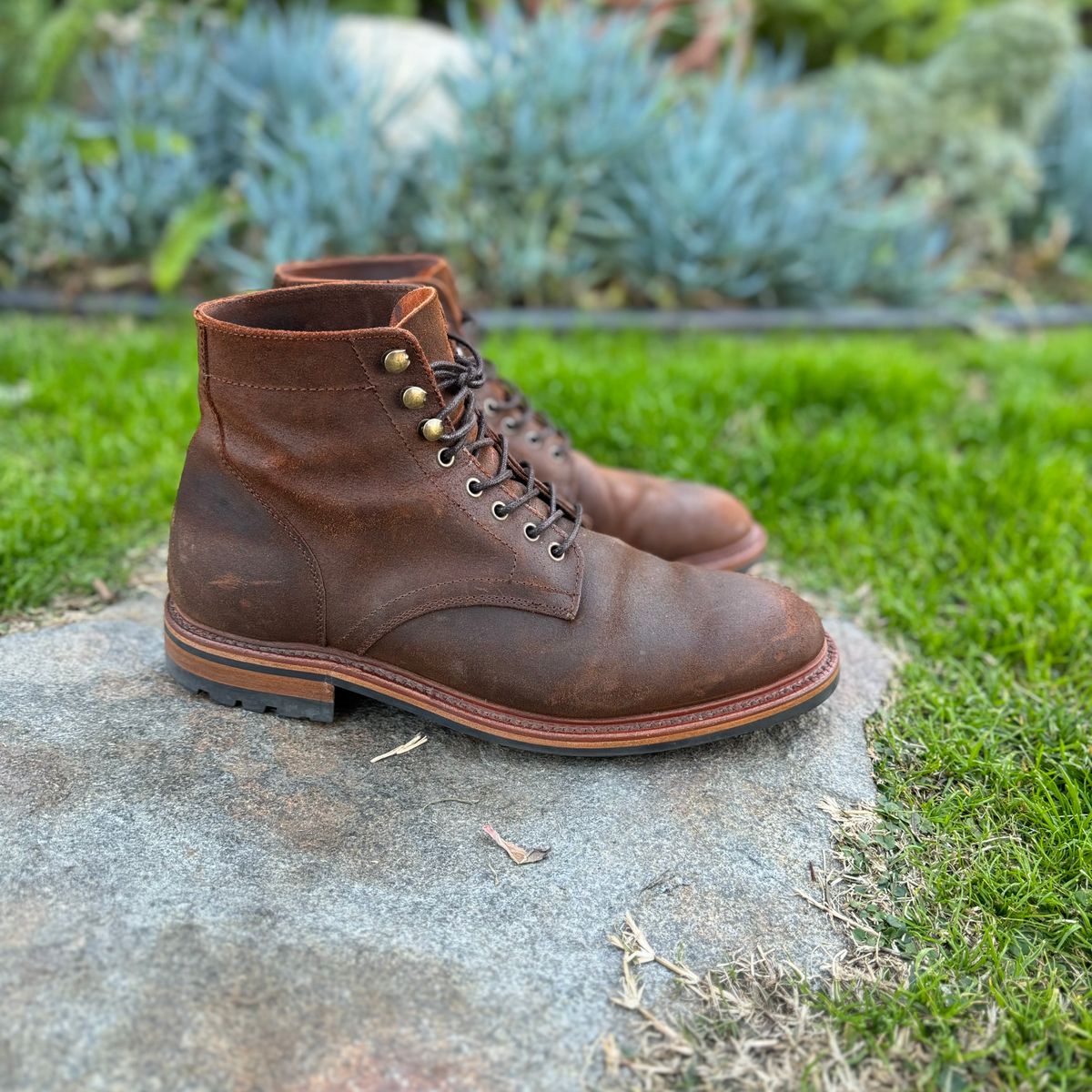 Photo by Armmmmm on December 6, 2023 of the Parkhurst The Allen in Rust Waxy.
