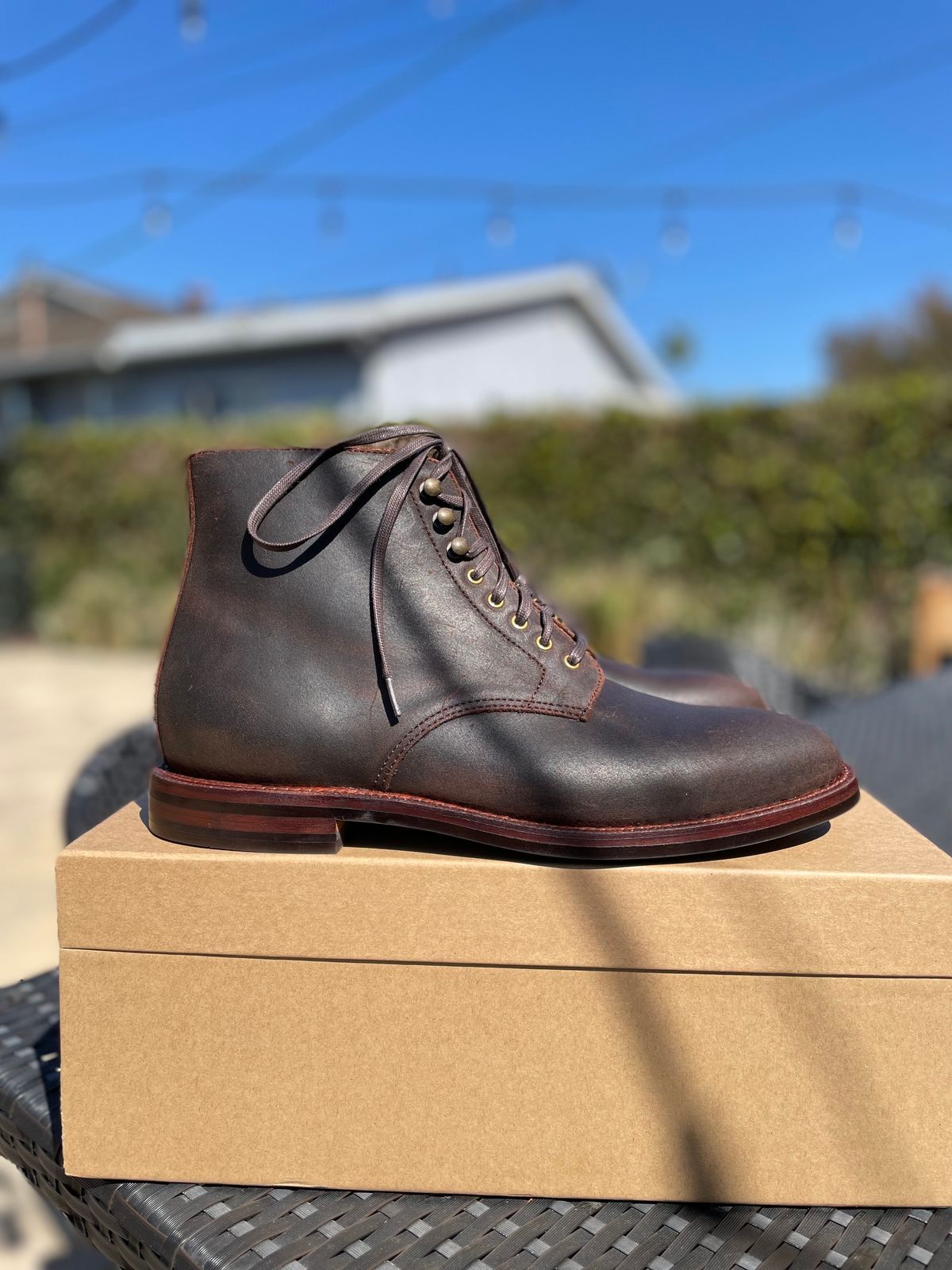 Photo by Armmmmm on October 1, 2022 of the Grant Stone Edward Boot in C.F. Stead Tobacco Waxy Commander Suede.