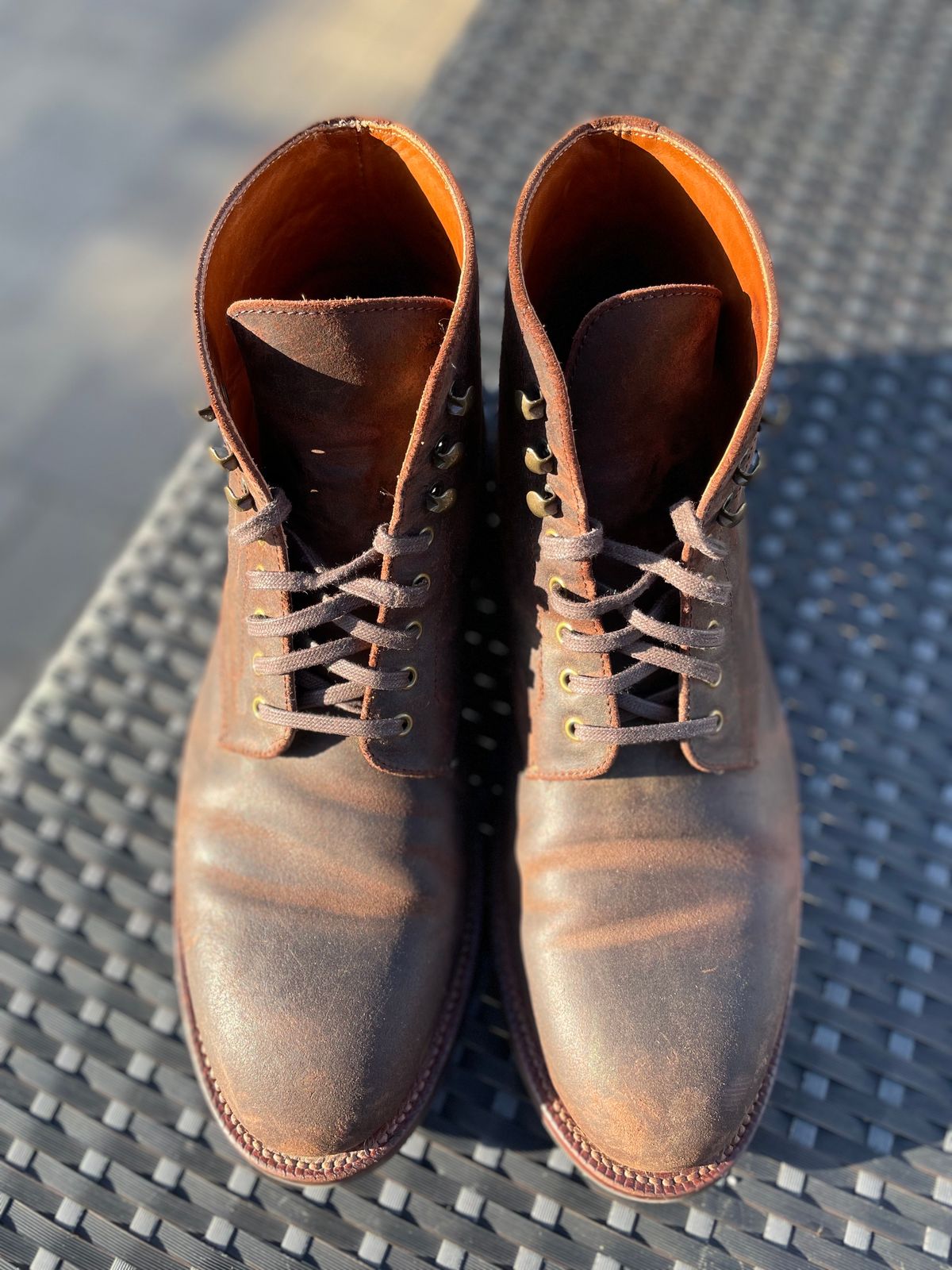 Photo by Armmmmm on November 2, 2022 of the Grant Stone Edward Boot in C.F. Stead Tobacco Waxy Commander Suede.