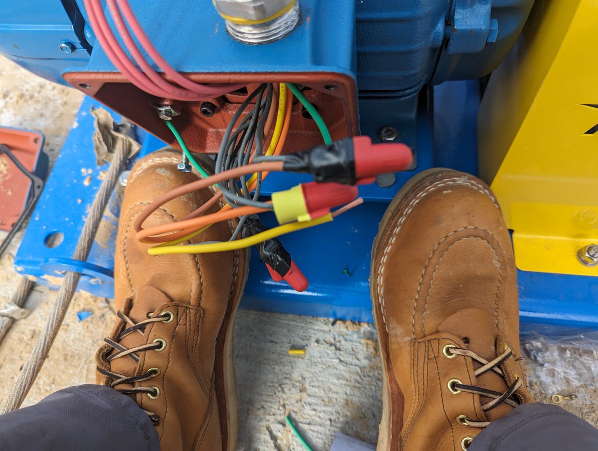 Photo by rotocheese on October 3, 2023 of the Nicks BuilderPro in Seidel 1964 Tan.