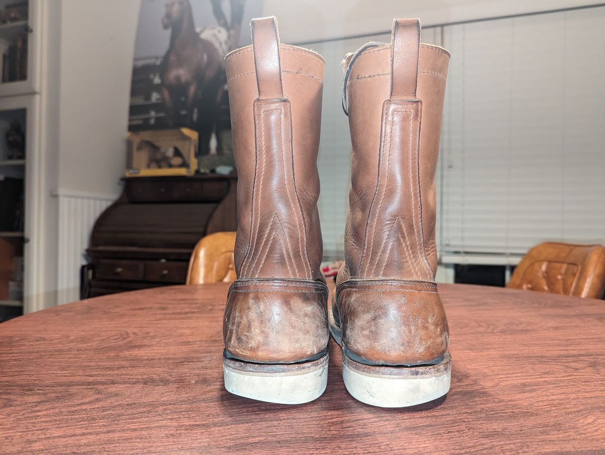 Photo by rotocheese on February 6, 2024 of the Nicks BuilderPro in Seidel 1964 Tan.
