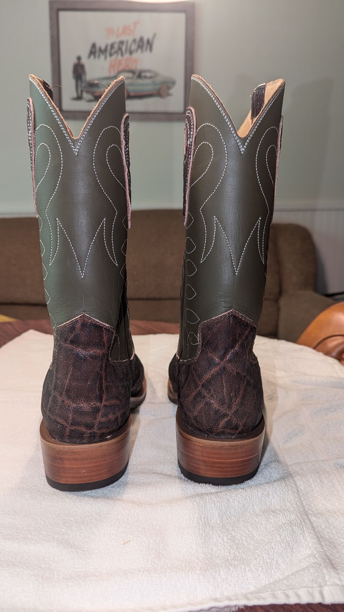 Photo by rotocheese on October 4, 2024 of the Beck Custom Cowboy Boots in Brown Elephant.