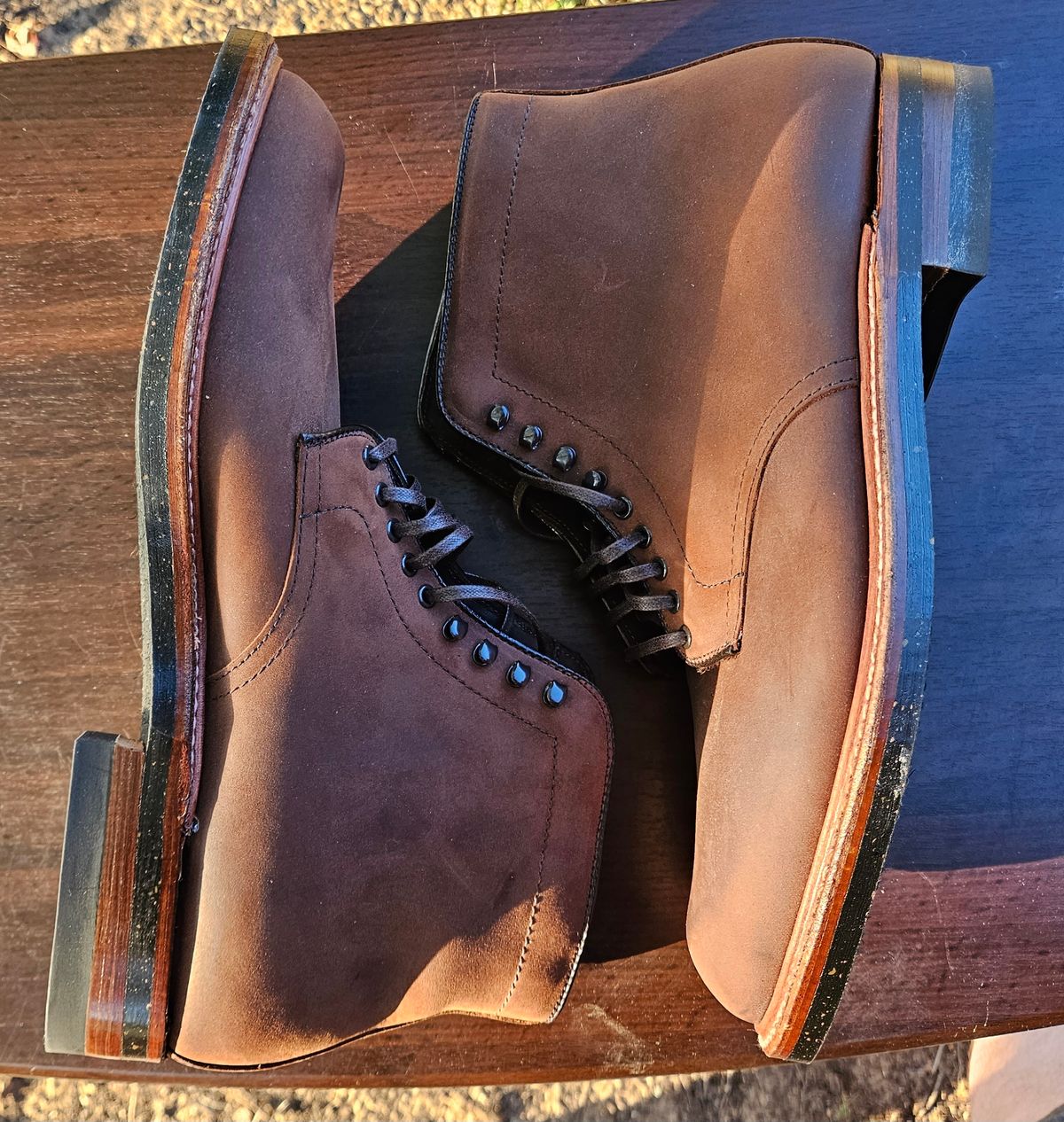 Photo by jj4483 on October 3, 2023 of the Alden Plain Toe Boot in Horween Tobacco Smooth Chamois.