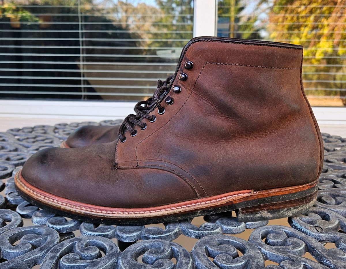 Photo by jj4483 on December 1, 2023 of the Alden Plain Toe Boot in Horween Tobacco Smooth Chamois.