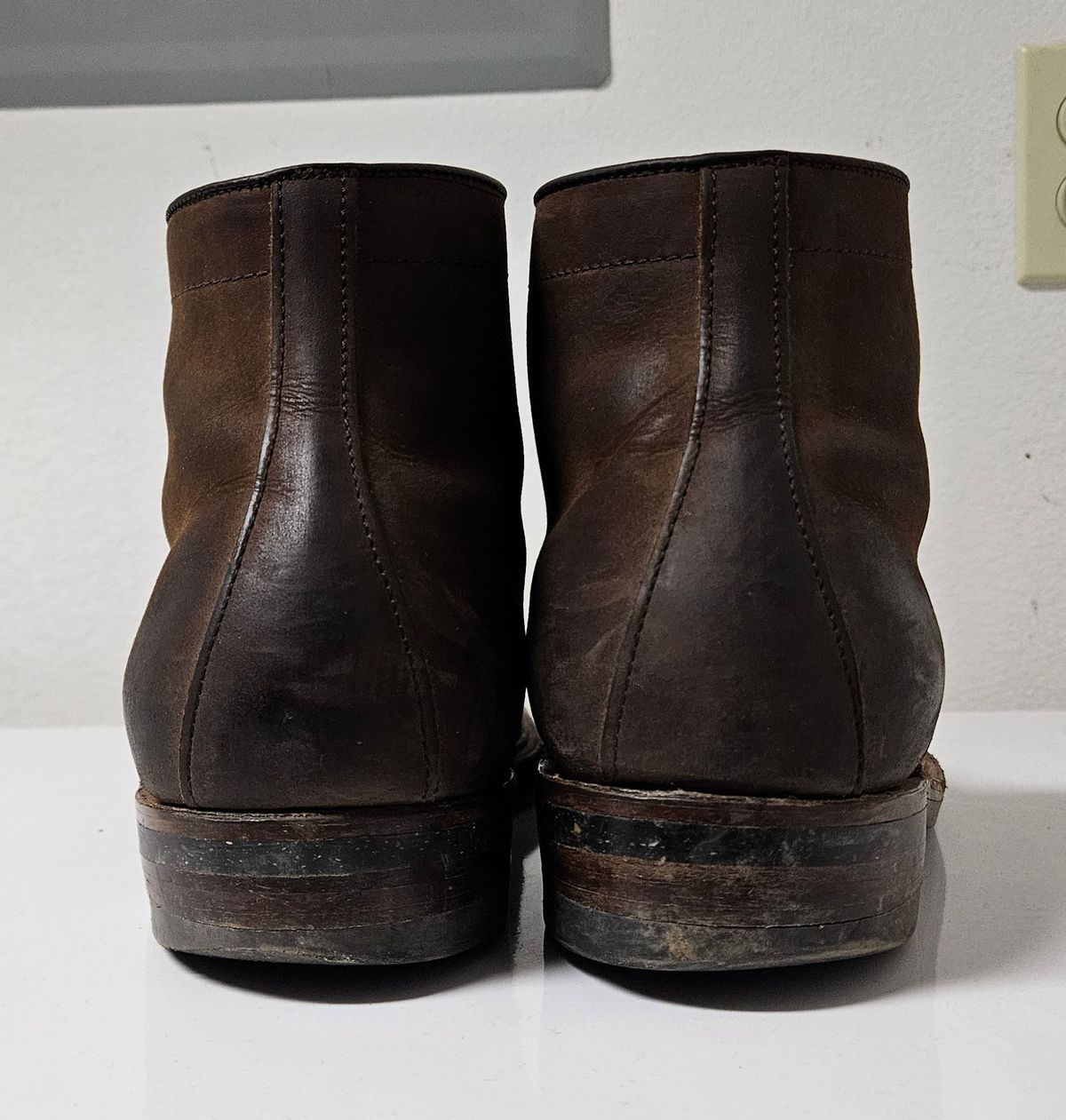 Photo by jj4483 on January 4, 2024 of the Alden Plain Toe Boot in Horween Tobacco Smooth Chamois.