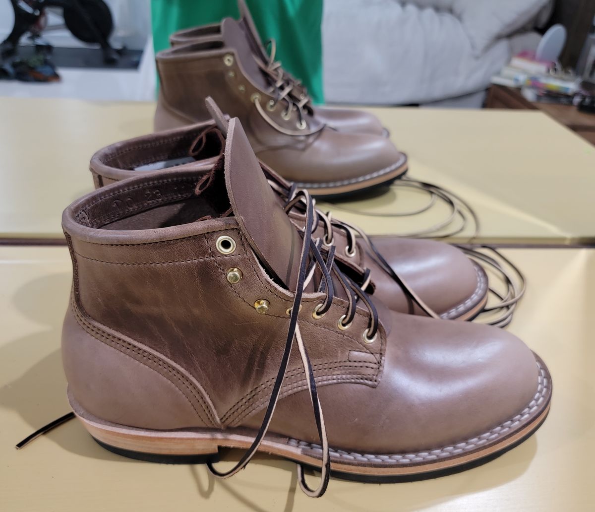 Photo by ShadyBoots on October 16, 2023 of the Nicks MTO in Horween Natural Chromexcel.