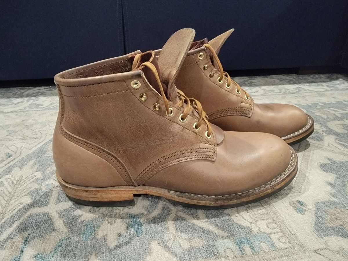 Photo by ShadyBoots on December 5, 2023 of the Nicks MTO in Horween Natural Chromexcel.