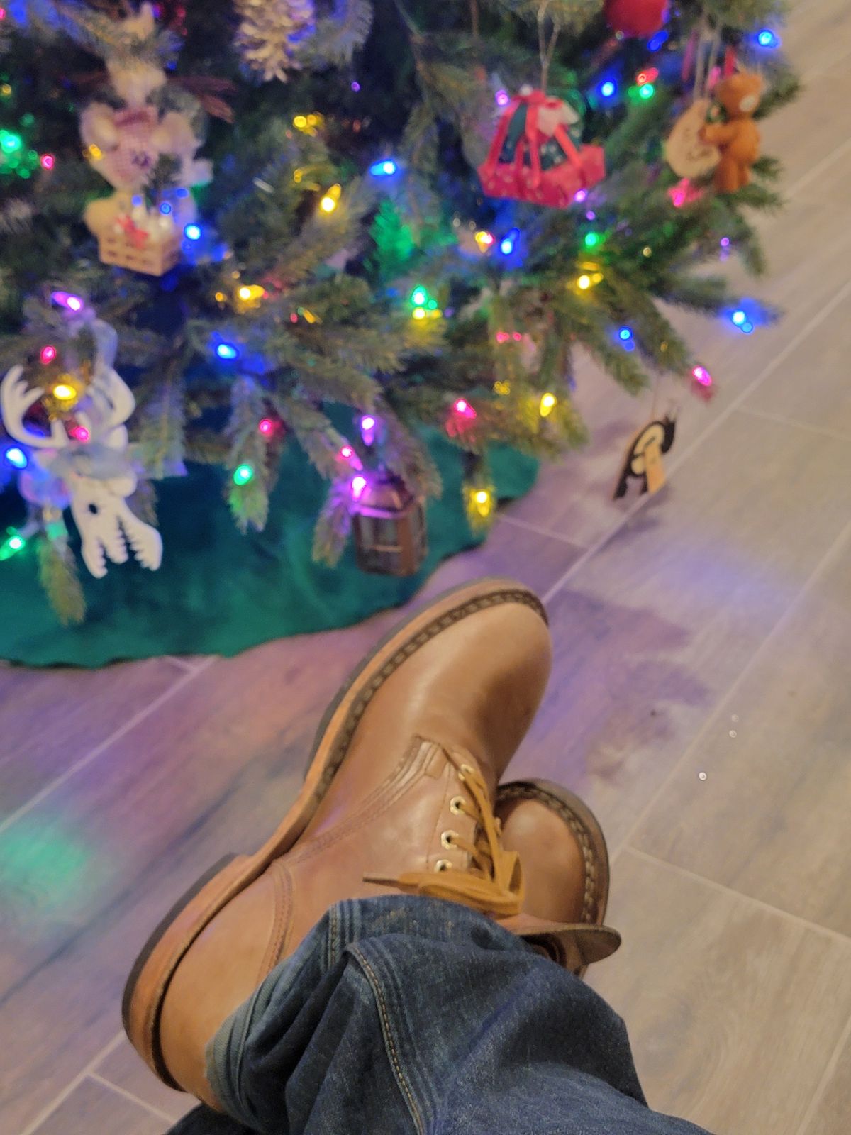 Photo by ShadyBoots on January 5, 2024 of the Nicks MTO in Horween Natural Chromexcel.