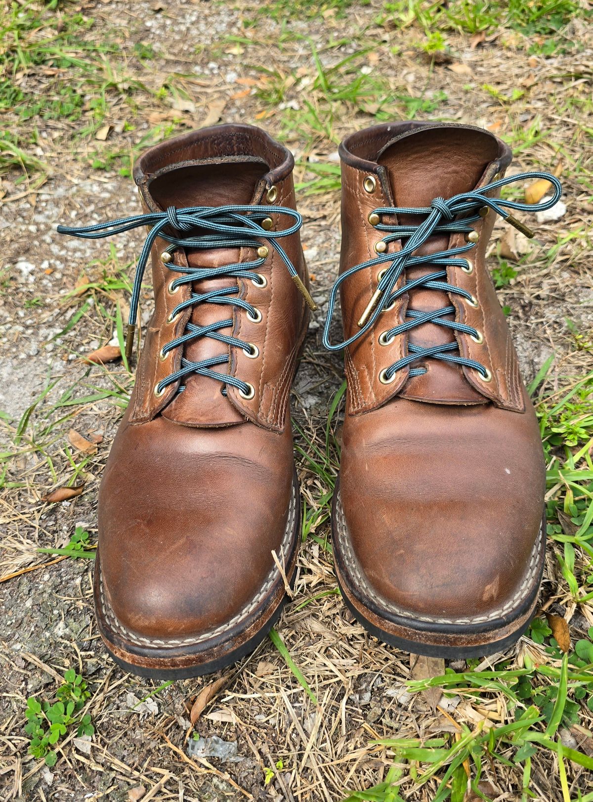 Photo by ShadyBoots on March 3, 2024 of the Nicks MTO in Horween Natural Chromexcel.