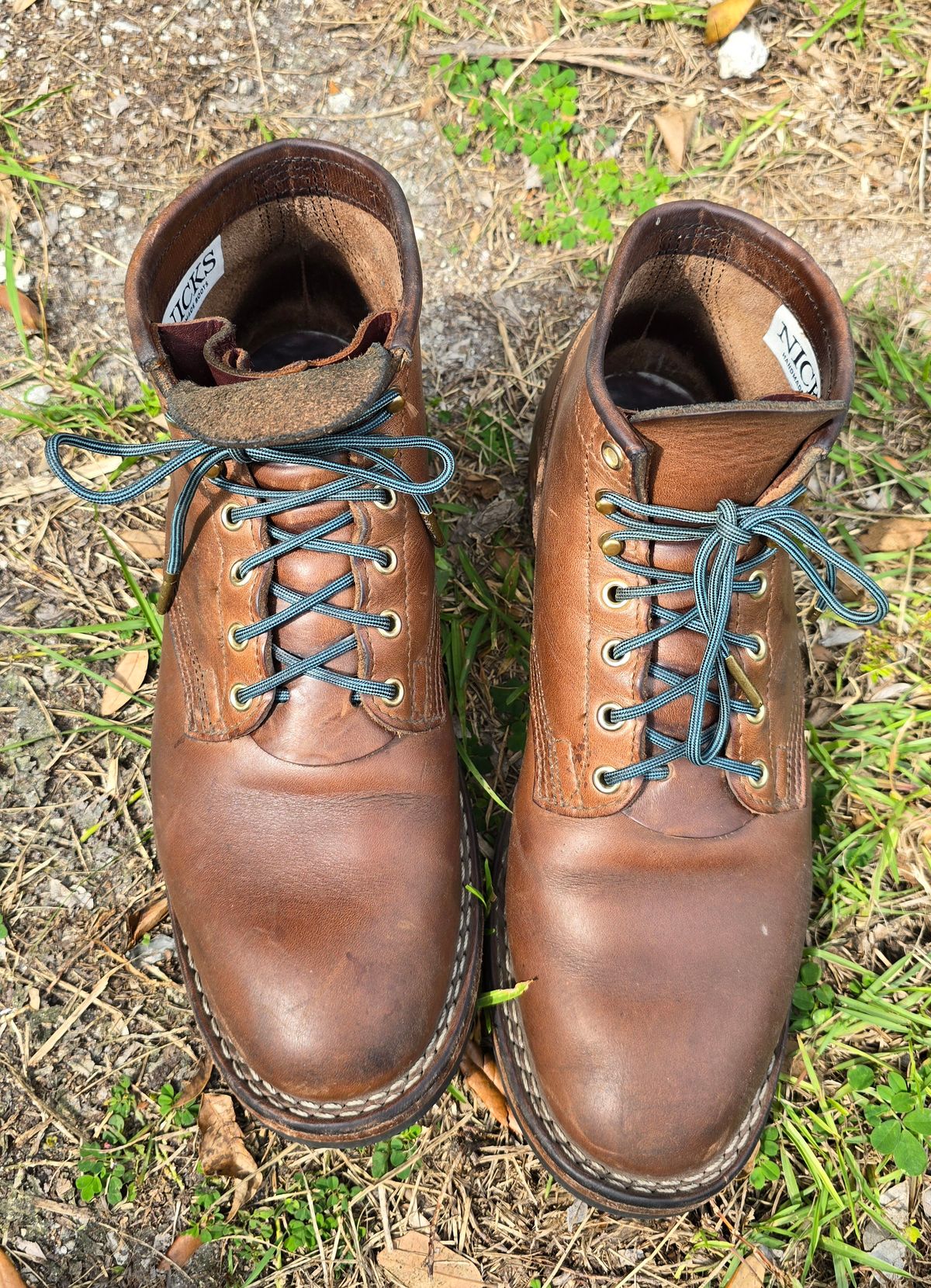 Photo by ShadyBoots on March 3, 2024 of the Nicks MTO in Horween Natural Chromexcel.