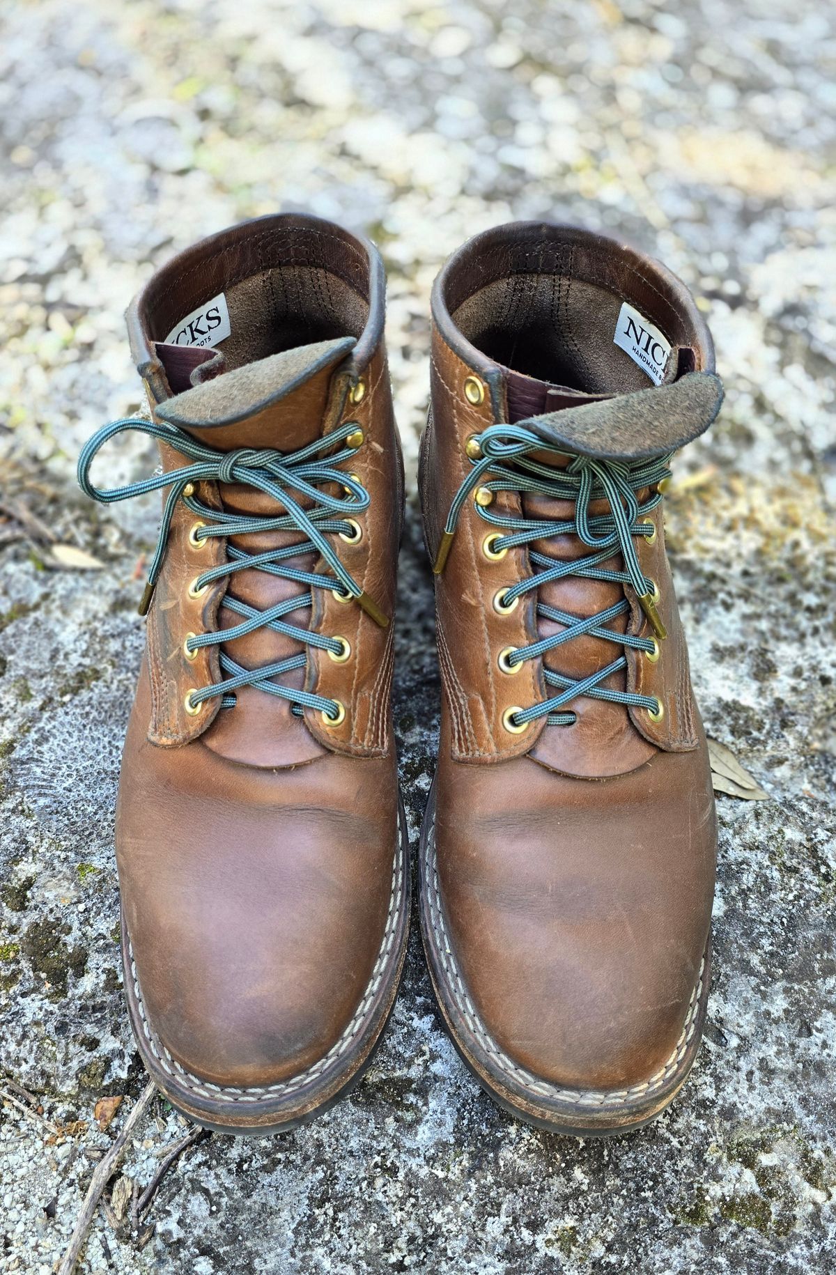 Photo by ShadyBoots on April 5, 2024 of the Nicks MTO in Horween Natural Chromexcel.