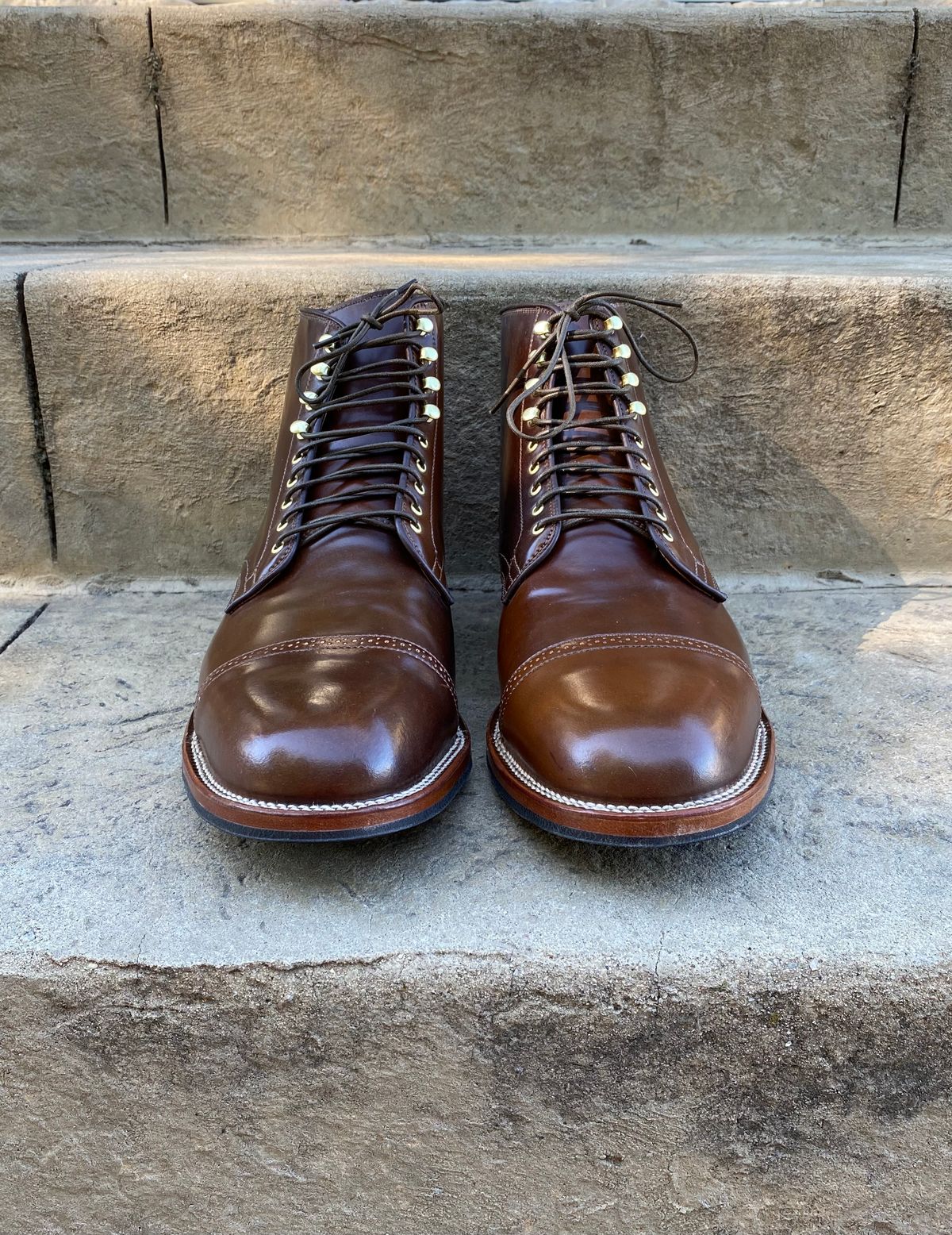 Photo by titletowngoods on October 1, 2022 of the Viberg Service Boot BCT in Horween Mahogany Shell Cordovan.