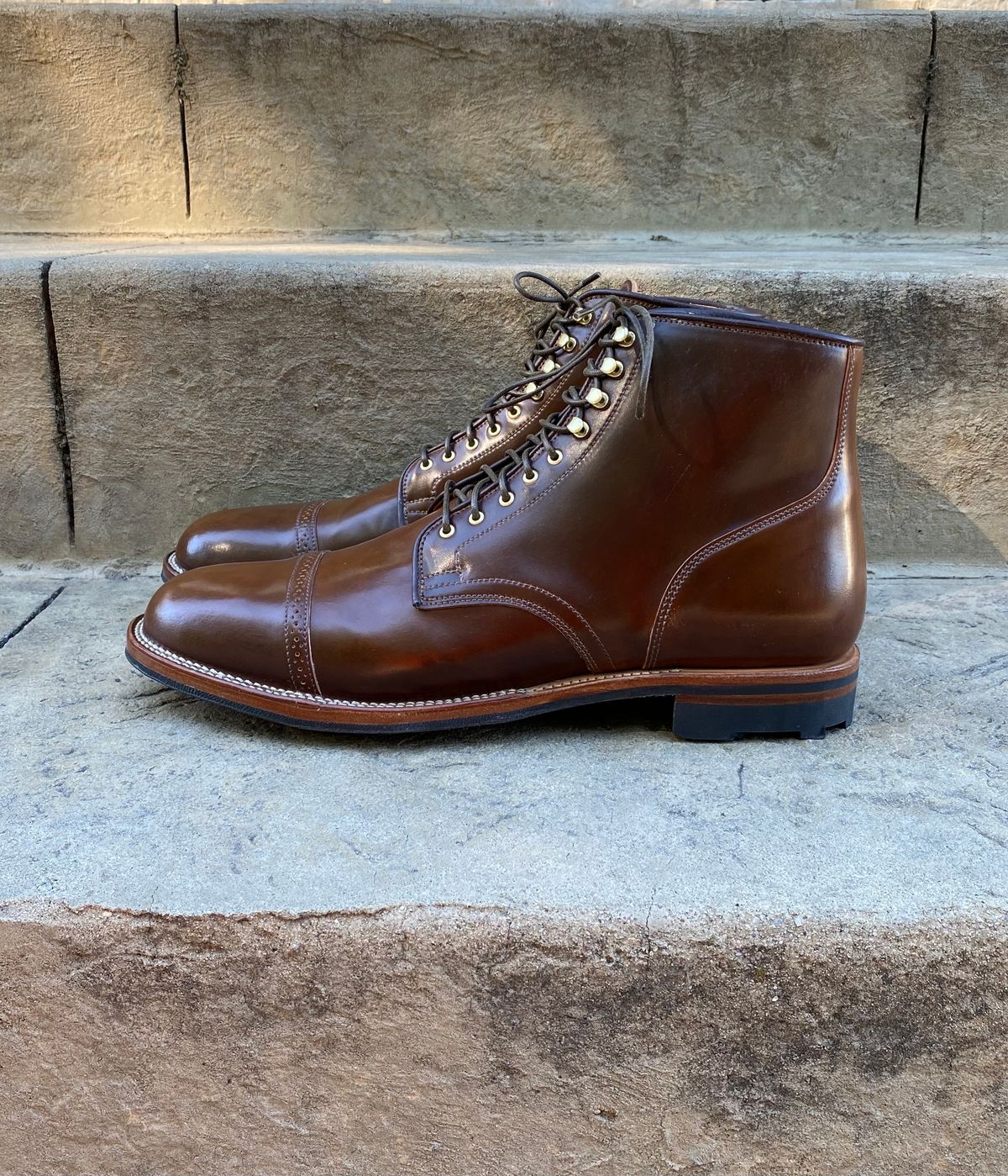 Photo by titletowngoods on October 1, 2022 of the Viberg Service Boot BCT in Horween Mahogany Shell Cordovan.