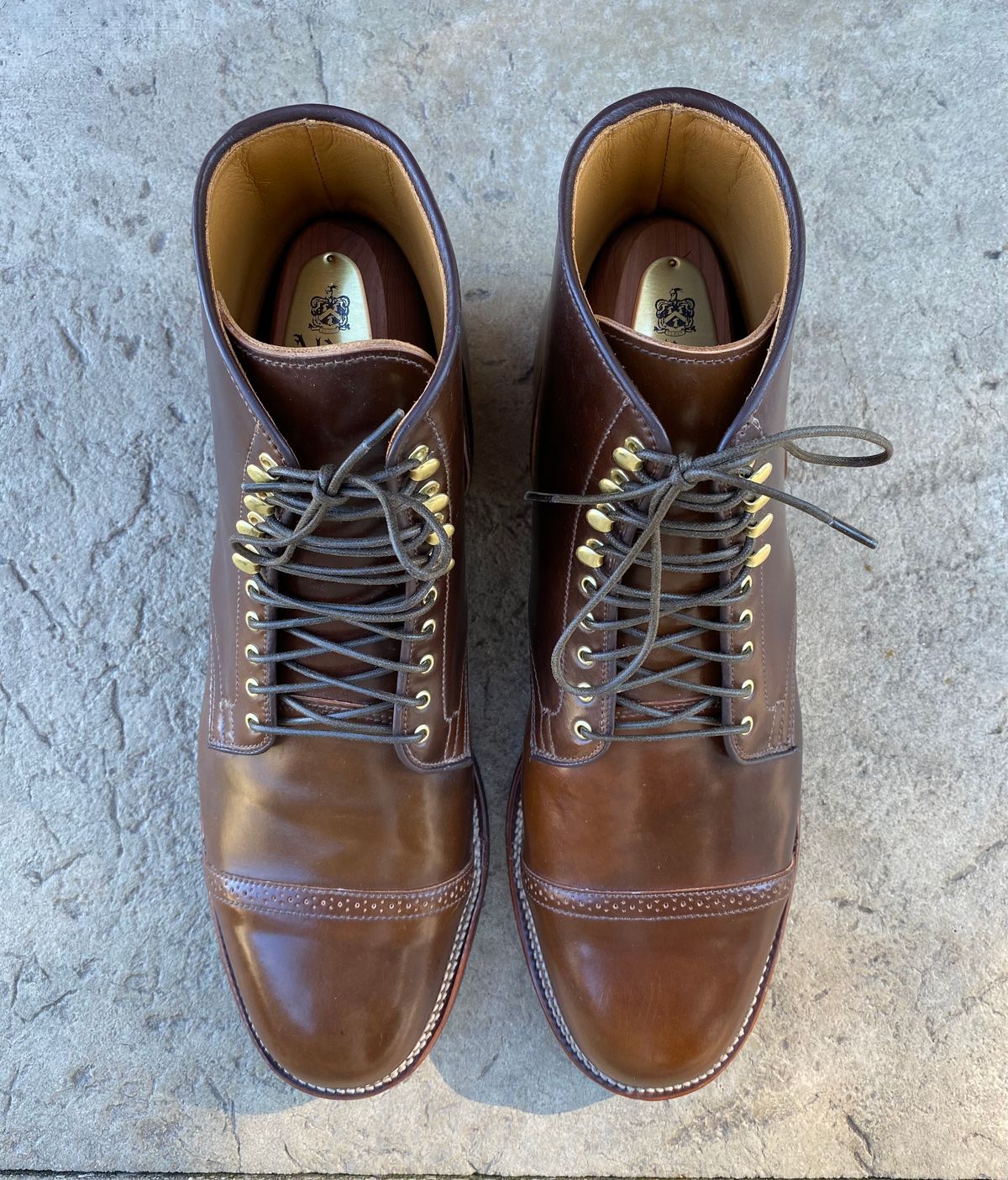 Photo by titletowngoods on October 1, 2022 of the Viberg Service Boot BCT in Horween Mahogany Shell Cordovan.