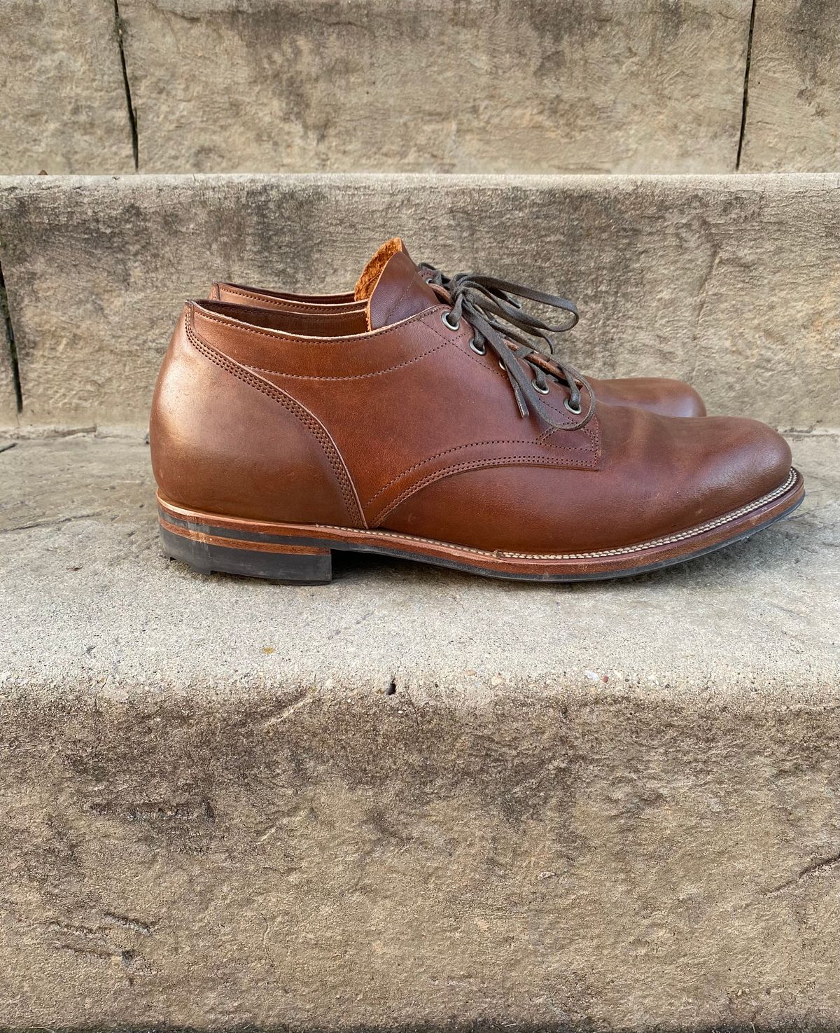 Photo by titletowngoods on November 5, 2022 of the Viberg 145 Oxford in Horween Natural Essex Workshoe Butt.