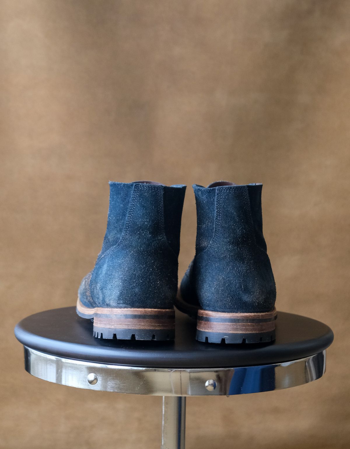 Photo by titletowngoods on December 4, 2023 of the Oak Street Bootmakers Field Boot in Horween Natural Indigo Chromexcel Roughout.