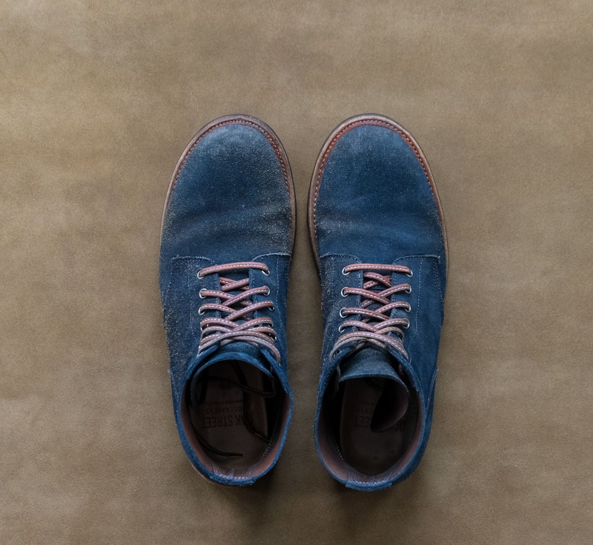 Photo by titletowngoods on December 4, 2023 of the Oak Street Bootmakers Field Boot in Horween Natural Indigo Chromexcel Roughout.