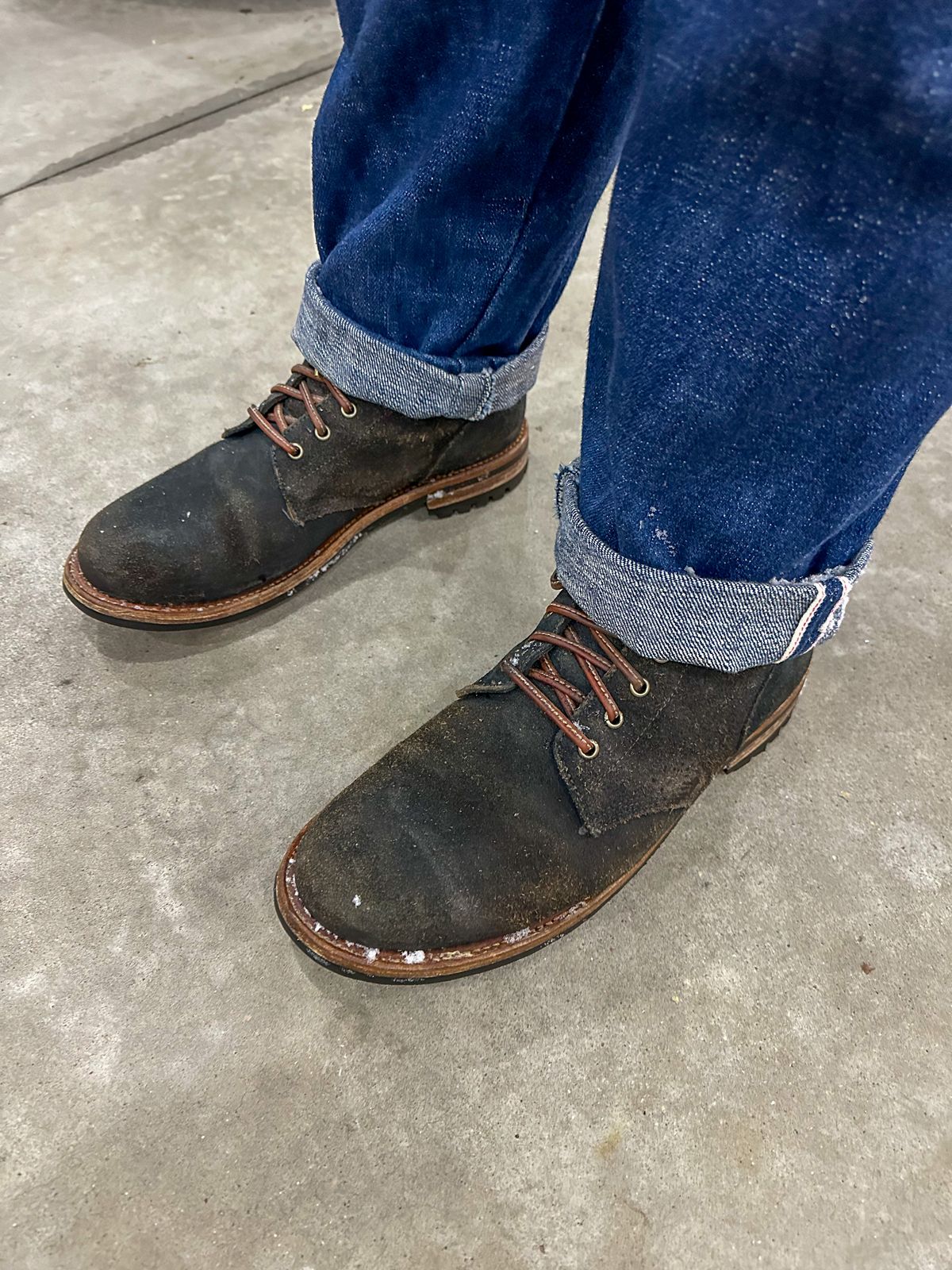 Photo by titletowngoods on February 4, 2024 of the Oak Street Bootmakers Field Boot in Horween Natural Indigo Chromexcel Roughout.