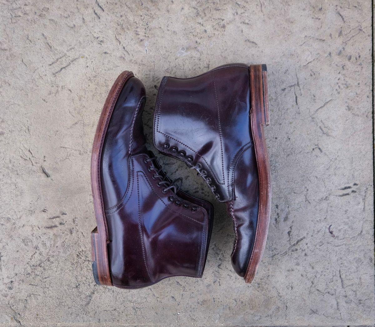 Photo by titletowngoods on December 2, 2024 of the Alden Indy Boot in Horween Color 8 Shell Cordovan.