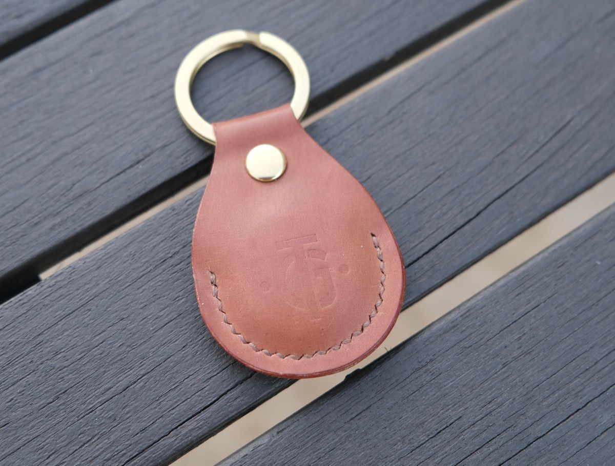 Photo by titletowngoods on November 5, 2025 of the Titletown Goods Airtag Case in Horween Unglazed Natural Shell Cordovan.