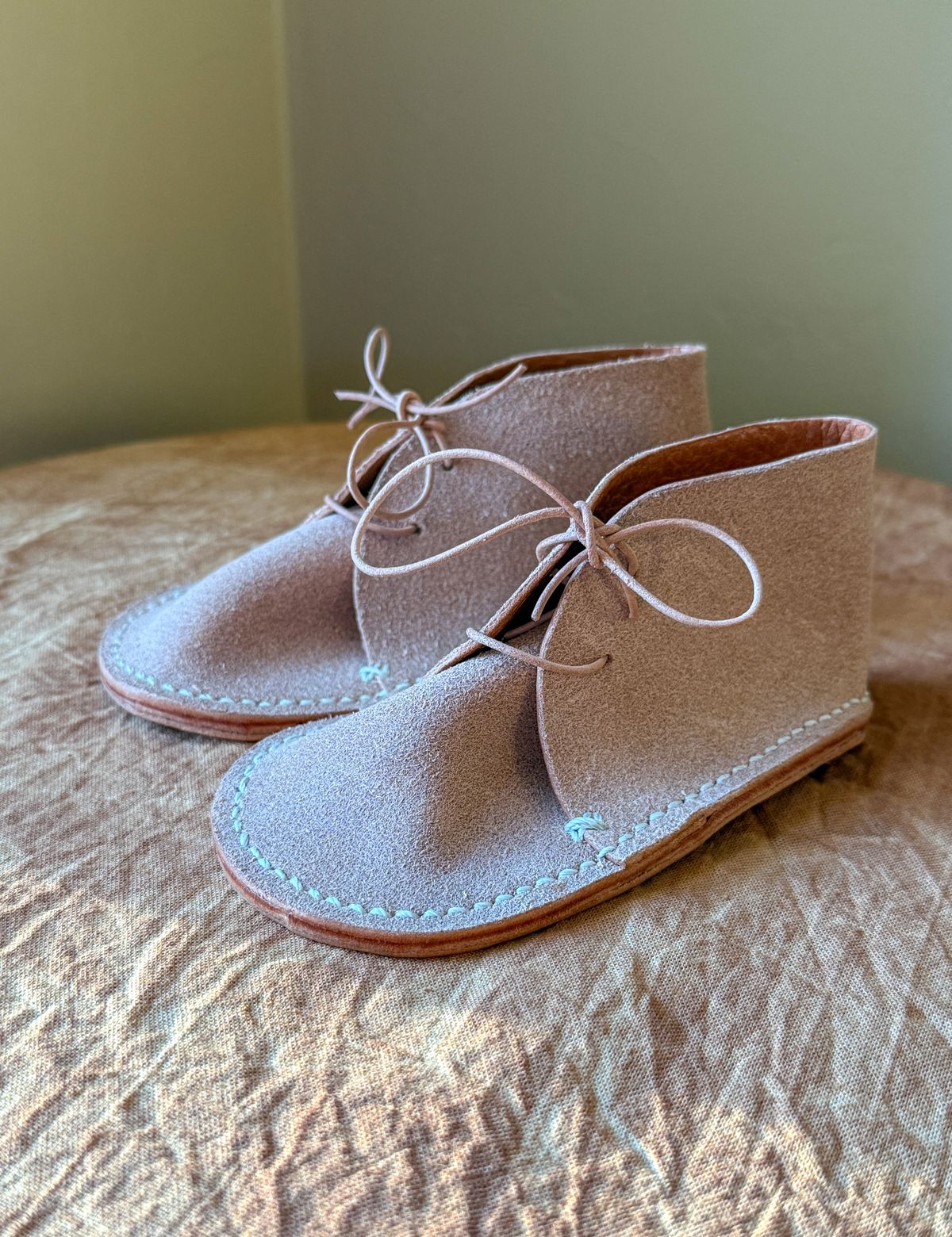 Photo by titletowngoods on November 5, 2025 of the Titletown Goods Chukka in Wickett & Craig Russet Milled Traditional Harness.