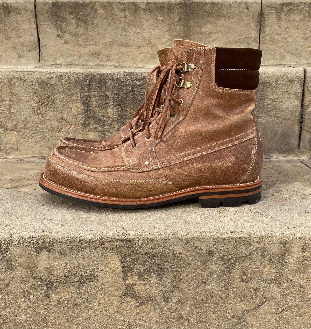 Photo by titletowngoods on December 2, 2022 of the Grant Stone Field Boot in C.F. Stead Natural Waxy Commander Suede.