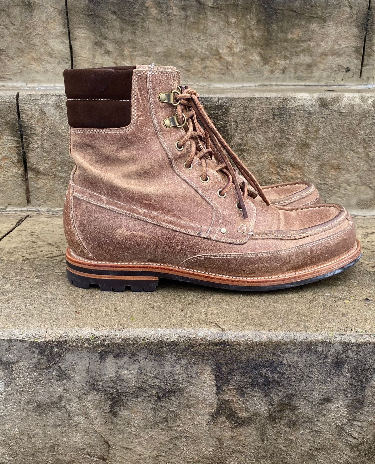 Photo by titletowngoods on January 5, 2023 of the Grant Stone Field Boot in C.F. Stead Natural Waxy Commander Suede.