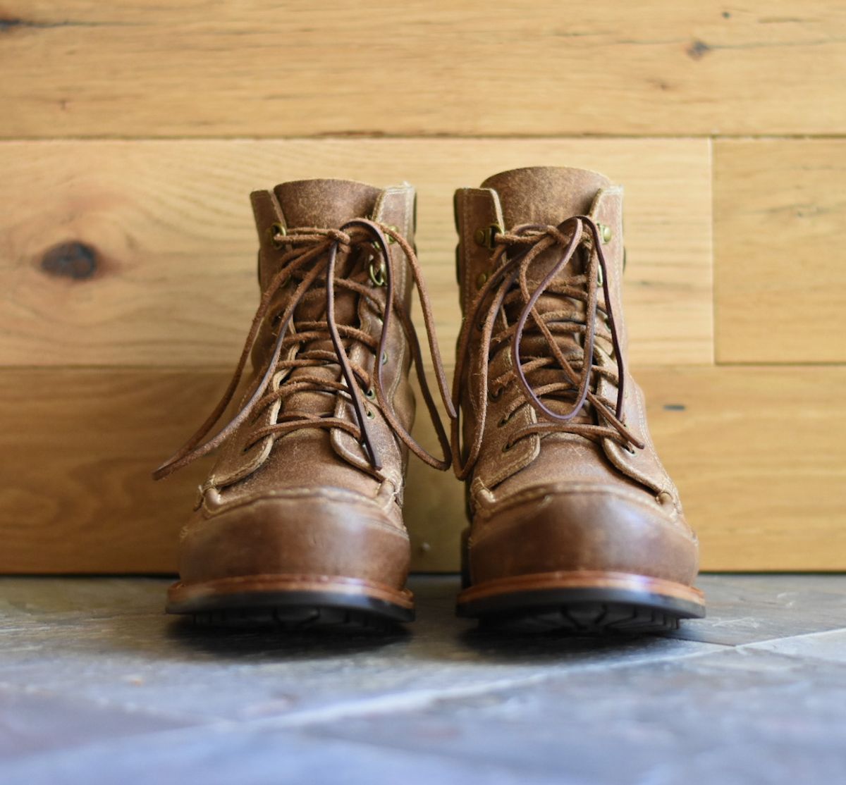 Photo by titletowngoods on February 3, 2023 of the Grant Stone Field Boot in C.F. Stead Natural Waxy Commander Suede.